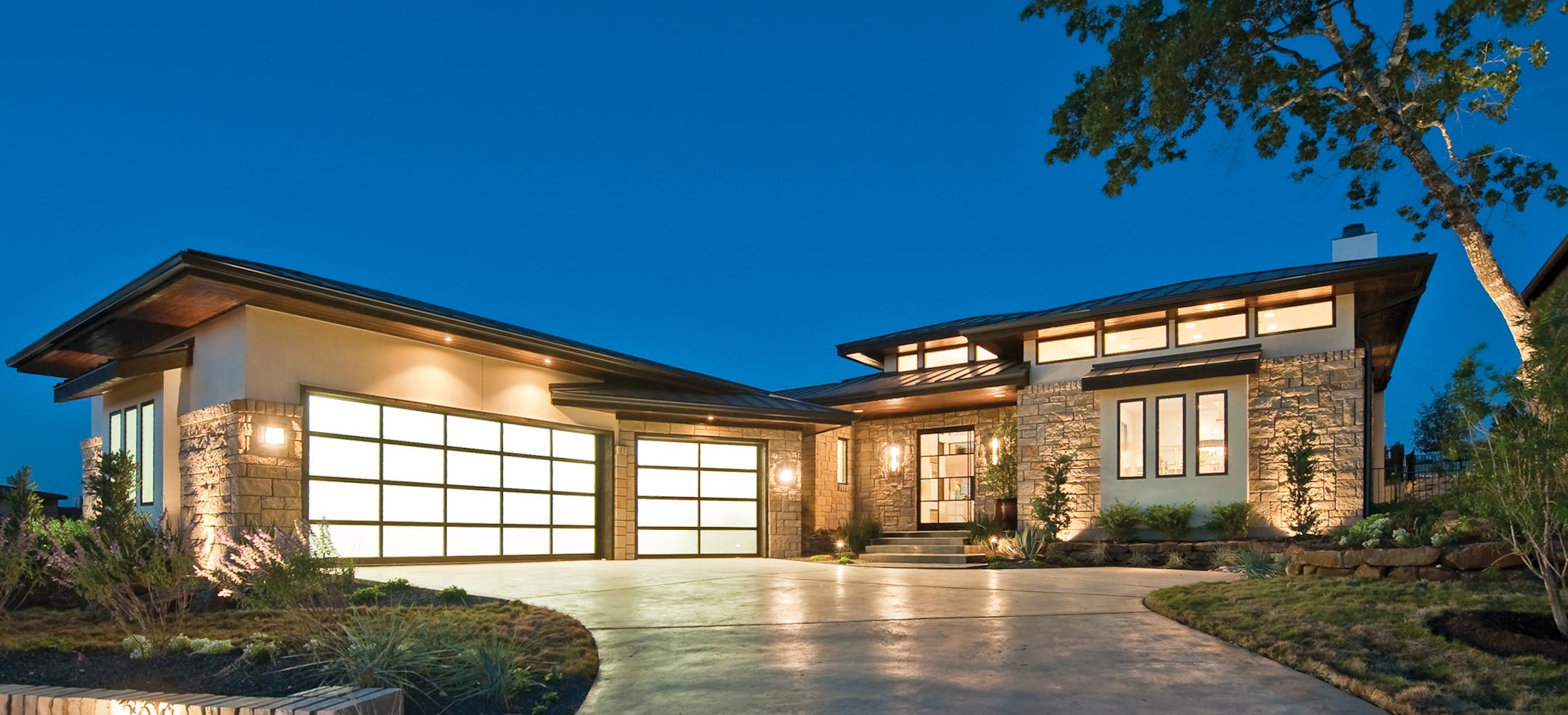 Home plan for 1023: Neo-prairie style brings the outdoors in