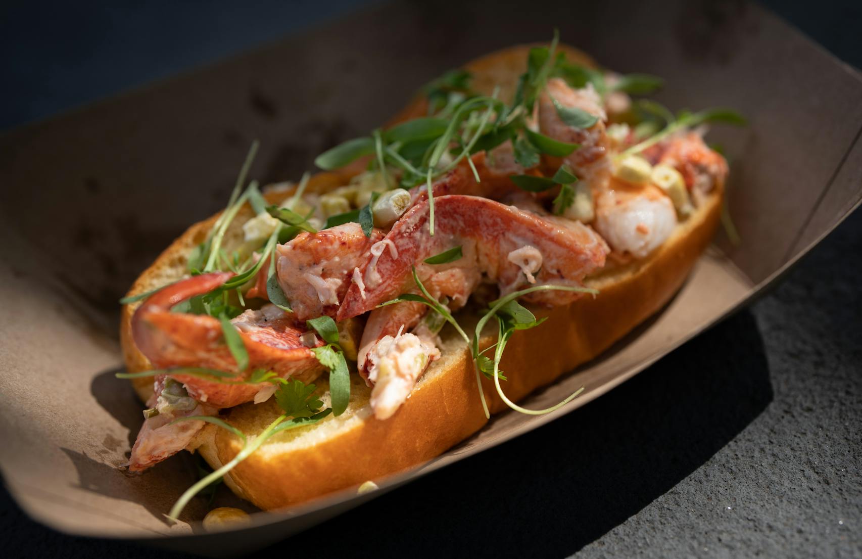 Lobster Roll from New Scenic Cafe. New foods at the Minnesota State Fair photographed on Thursday, Aug. 25, 2022 in Falcon Heights, Minn. ] RENEE JONES SCHNEIDER • renee.jones@startribune.com