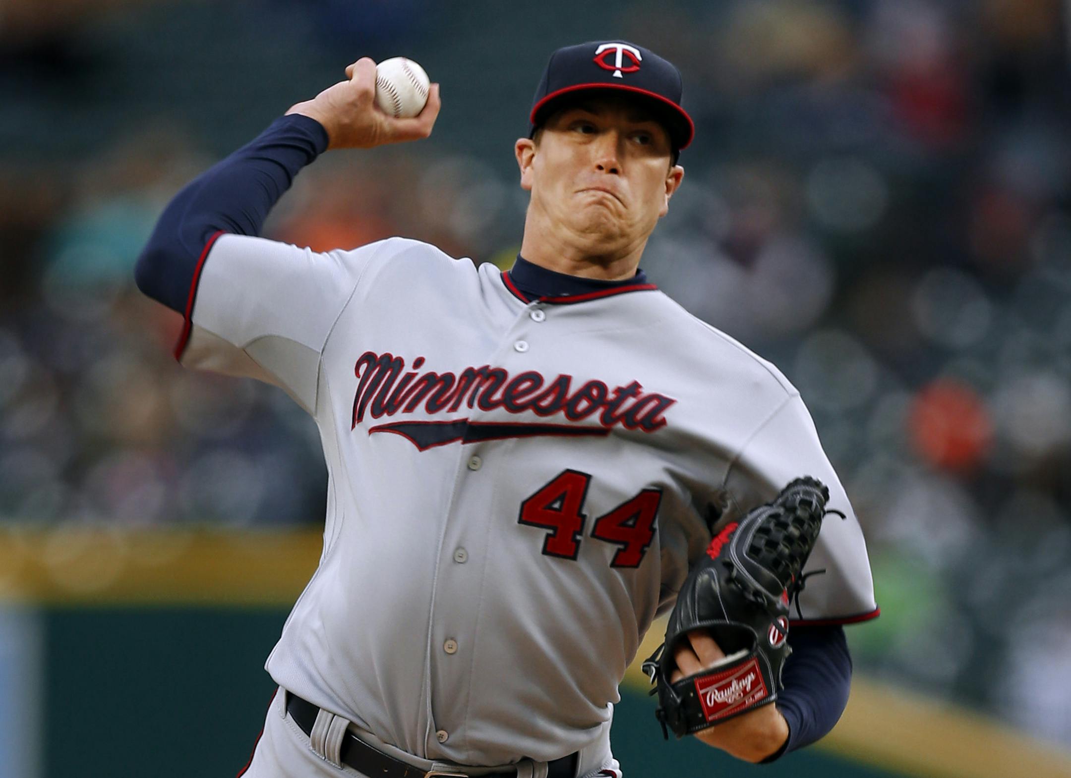 Minnesota Twins pitcher Kyle Gibson throws against the Detroit Tigers in the first inning of a baseball game in Detroit Tuesday, May 12, 2015. (AP Photo/Paul Sancya)