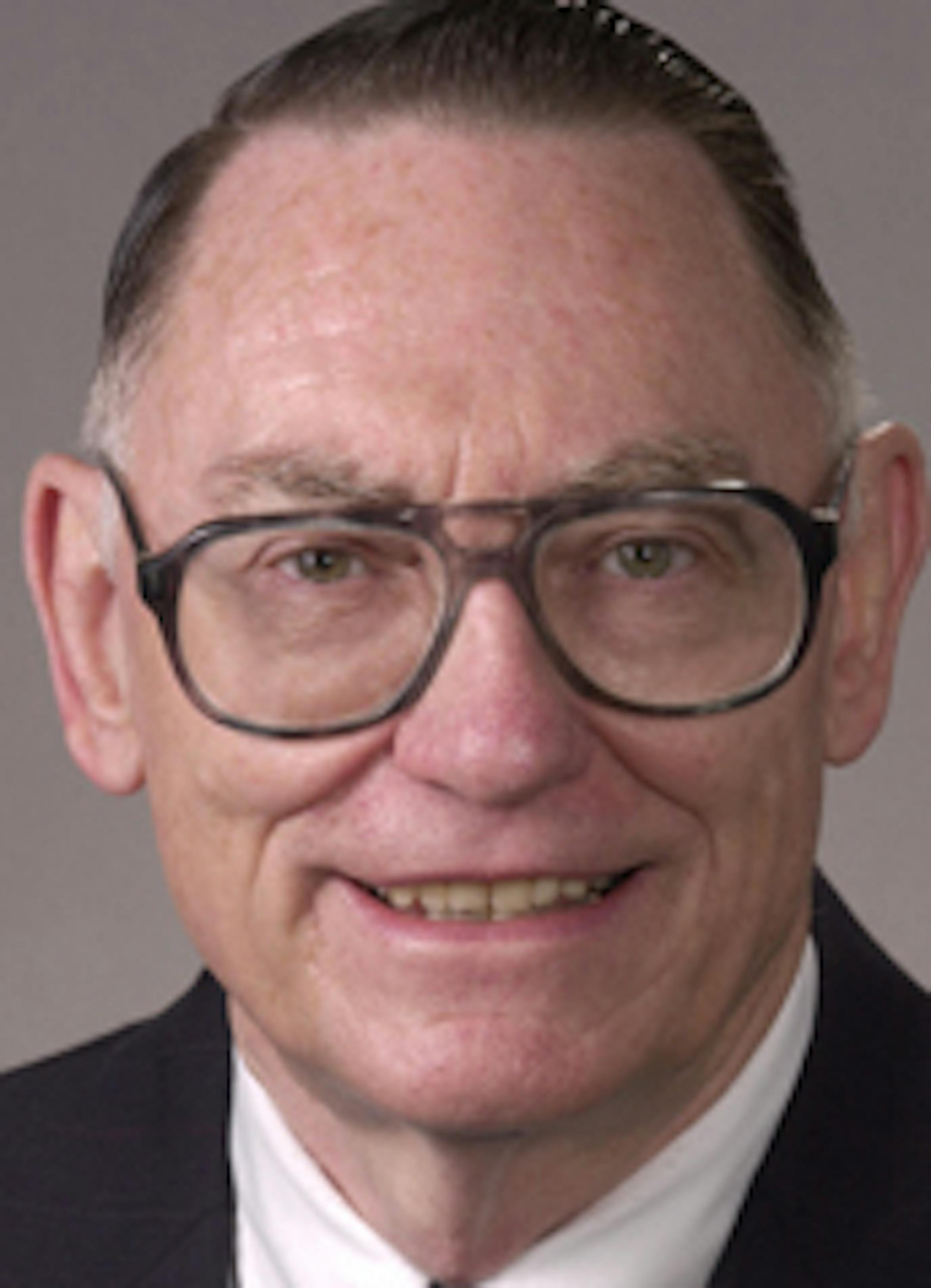 Fred Zimmerman is a professor emeritus of engineering and management at the University of St. Thomas and has served on the boards of directors of several corporations. ORG XMIT: MIN1501071348010443