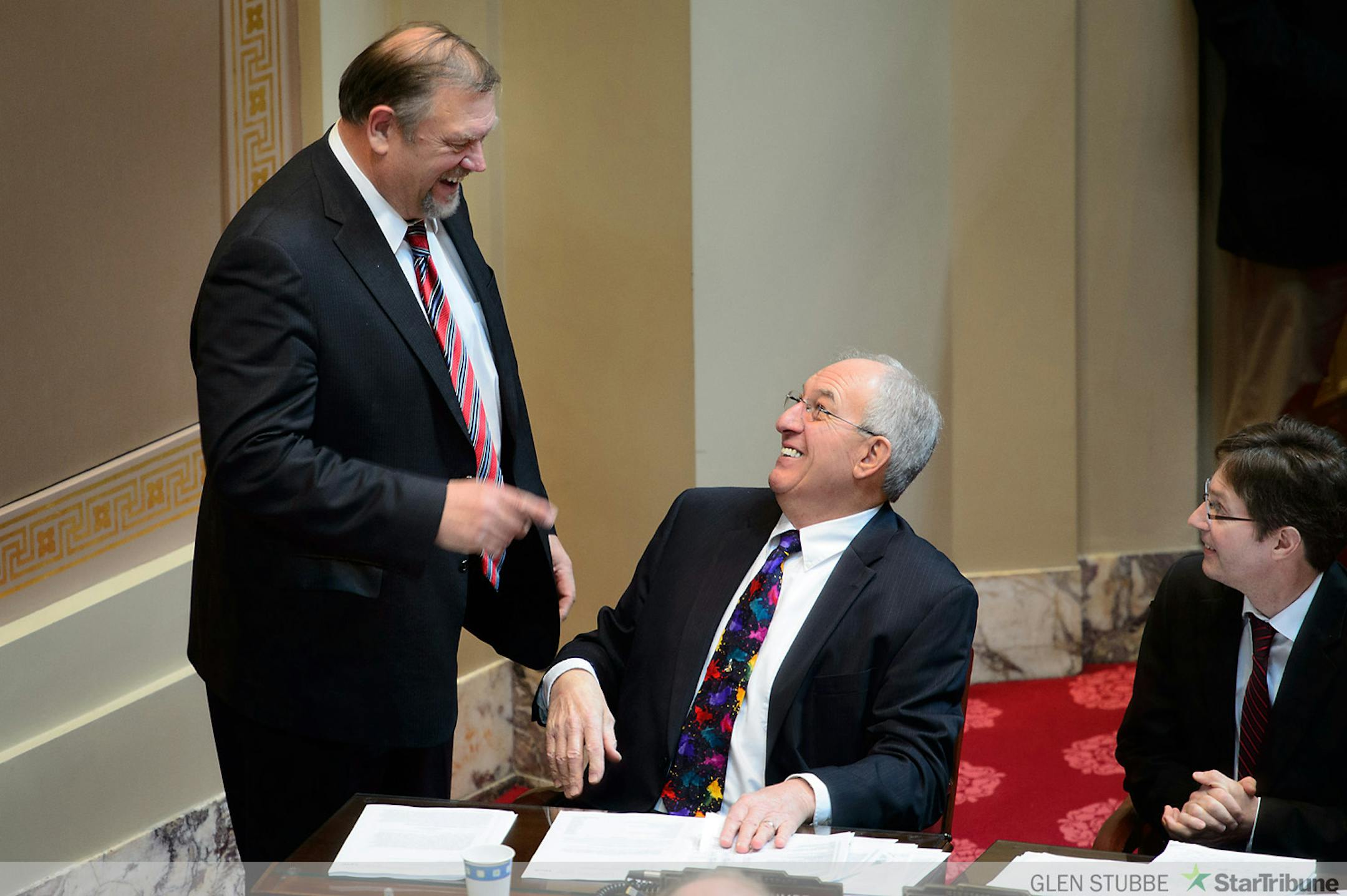 Senate Majority Leader Tom Bakk congratulated bonding bill author Sen. LeRoy Stumpf after the bill passed the Senate.      ]     Friday, May 16, 2014   GLEN STUBBE * gstubbe@startribune.com