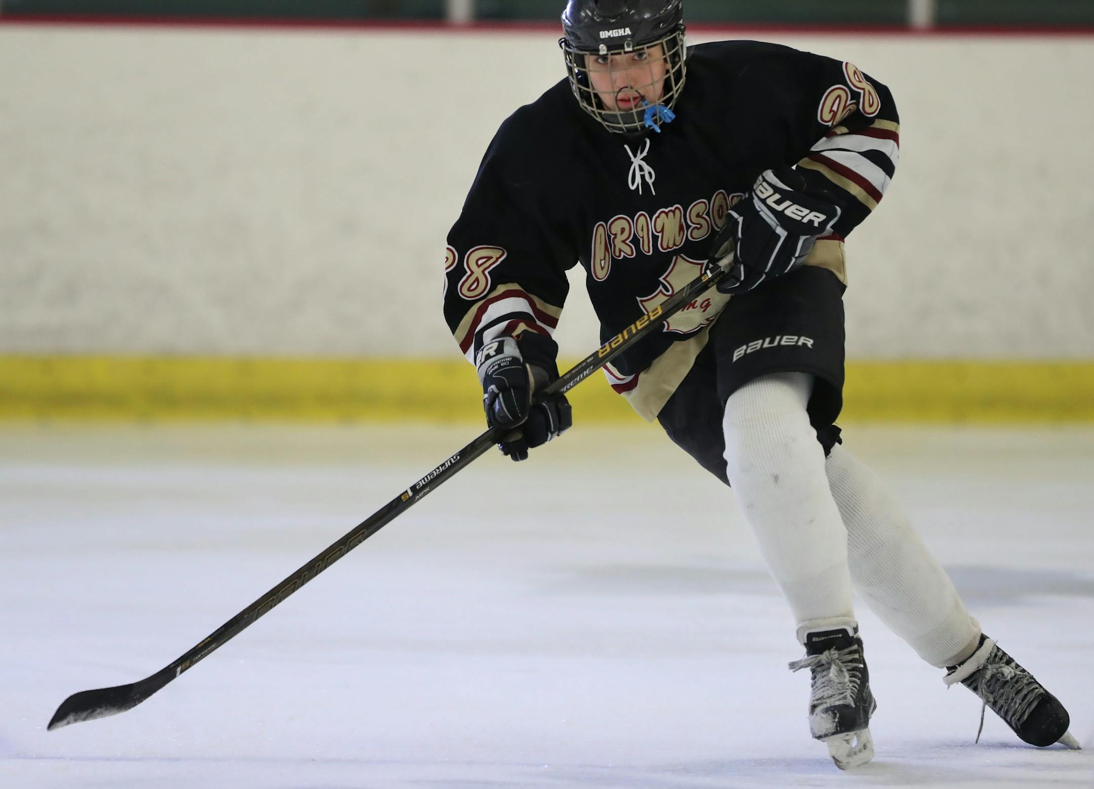 Taylor Wente goes through some drills.]Maple Grove girls' hockey team practices at the Maple Grove Community Center.Richard Tsong-Taatarii/rtsong-taatarii@startribune.com