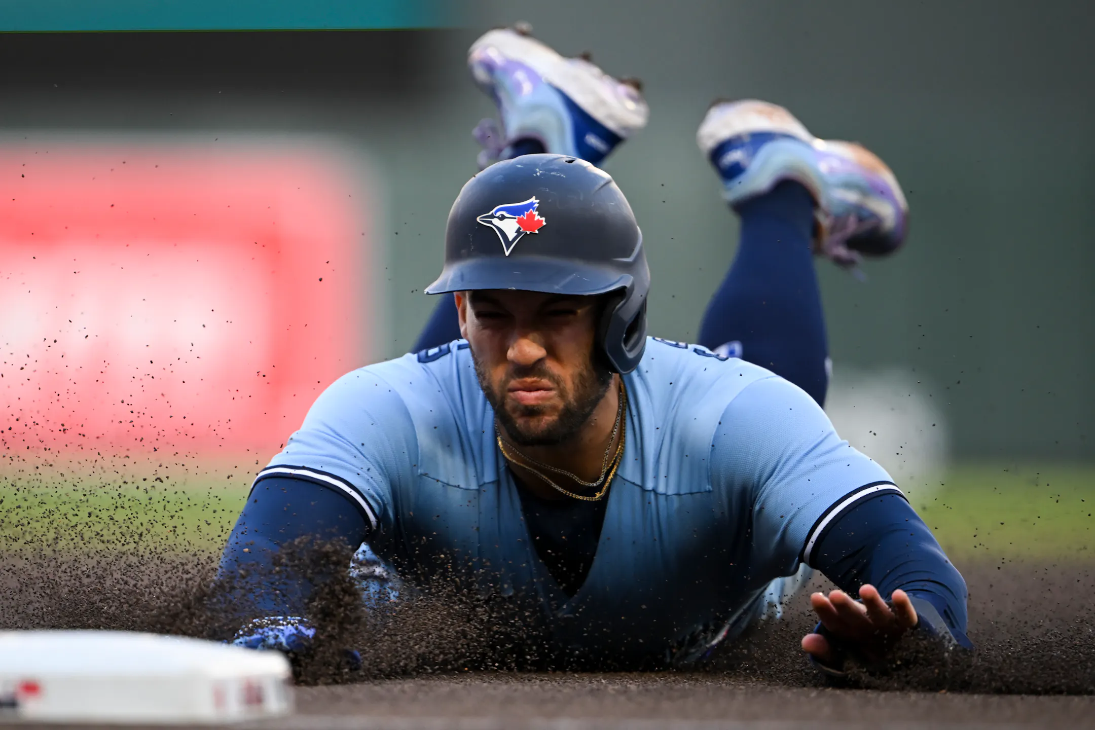 Toronto Blue Jays use the long ball to take series opener from ...