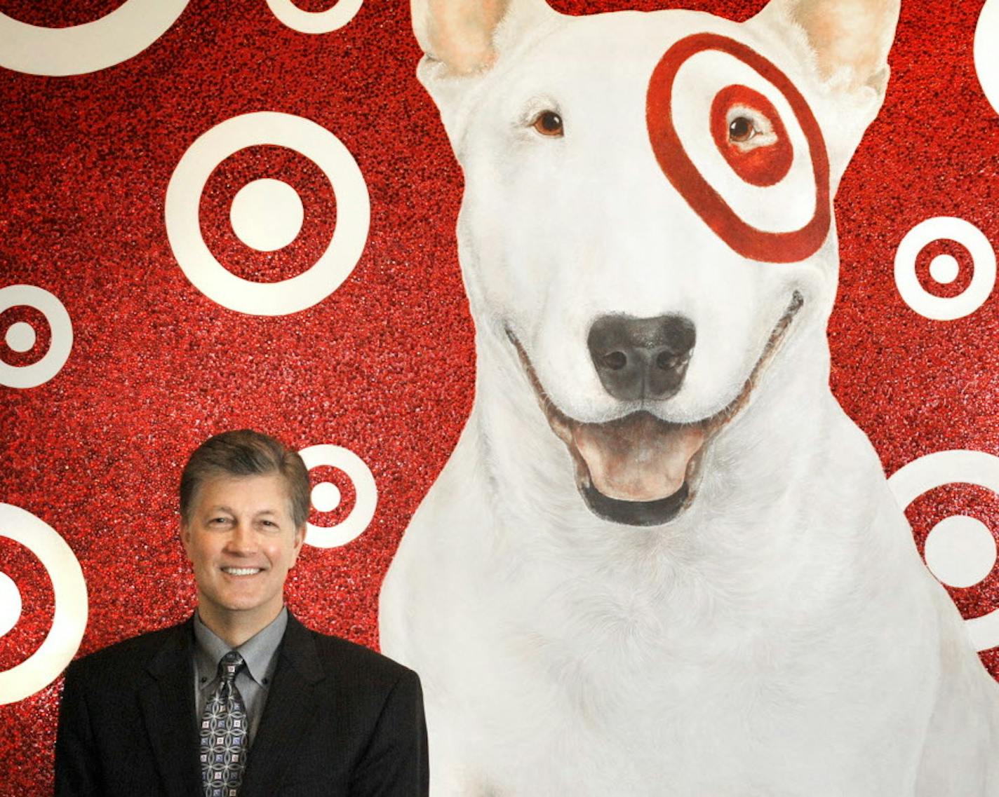 GLEN STUBBE &#xef; gstubbe@startribune.com -- Tuesday, April 29, 2008 -- Minneapolis, Minn. -- Gregg Steinhafel, incoming CEO of Target Corp in front of an Amy Brazil painting of Bullseye, the Target mascot in Target's Corporate headquarters on Nicollet Mall in Minneapolis. ORG XMIT: MIN2012112017033764