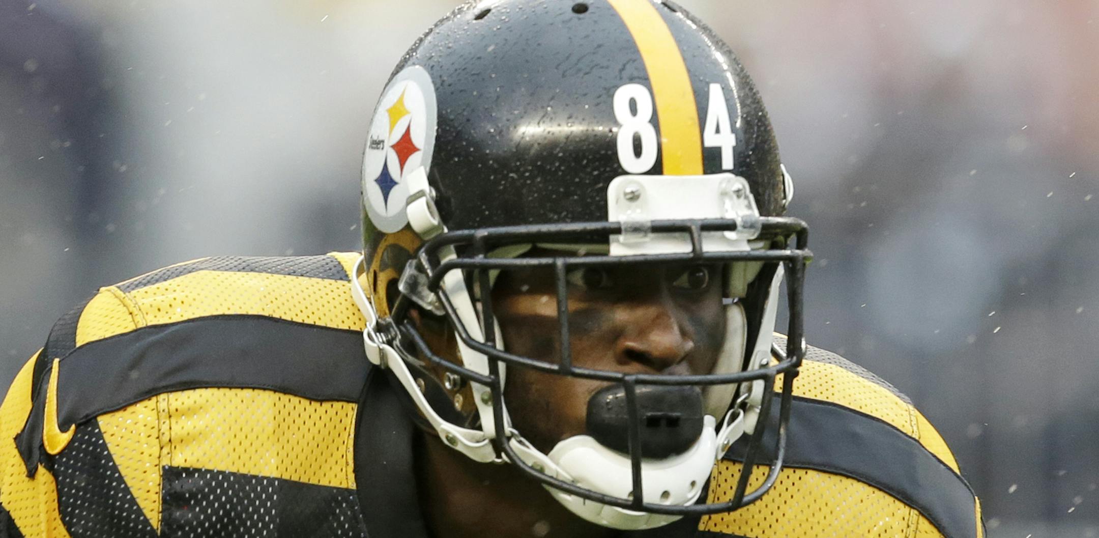 Pittsburgh Steelers wide receiver Antonio Brown (84) runs after a catch during the second quarter of an NFL football game against the Detroit Lions in Pittsburgh, Sunday, Nov. 17, 2013. The Steelers won 37-27. (AP Photo/Gene J. Puskar)
