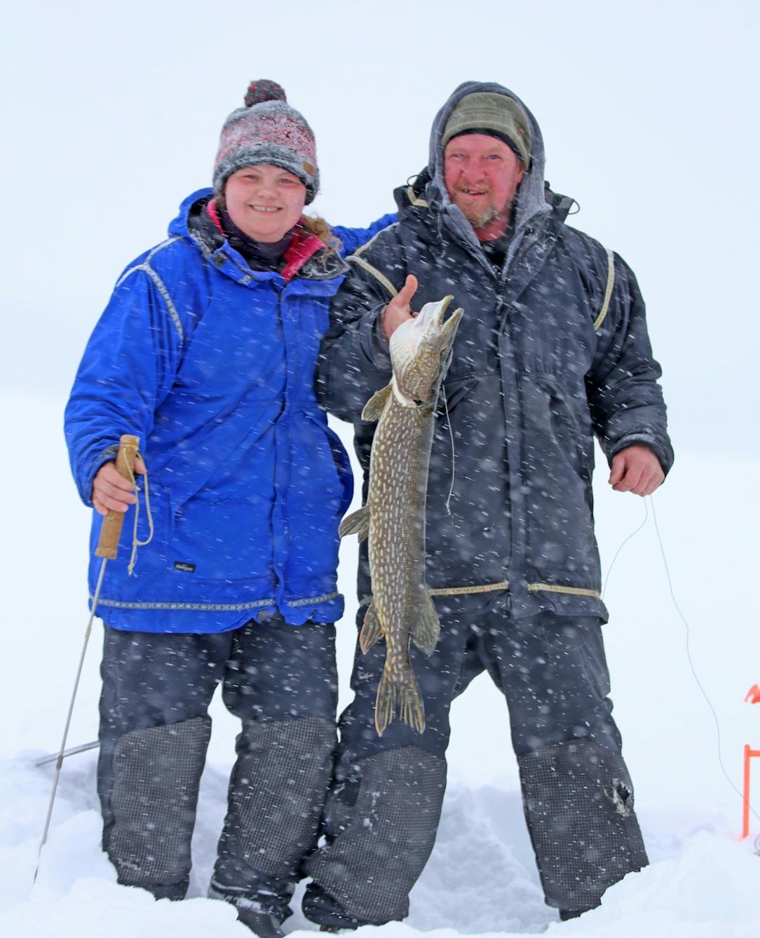 Dogs do the heavy lifting on anglers' BWCA deep-snow ventures