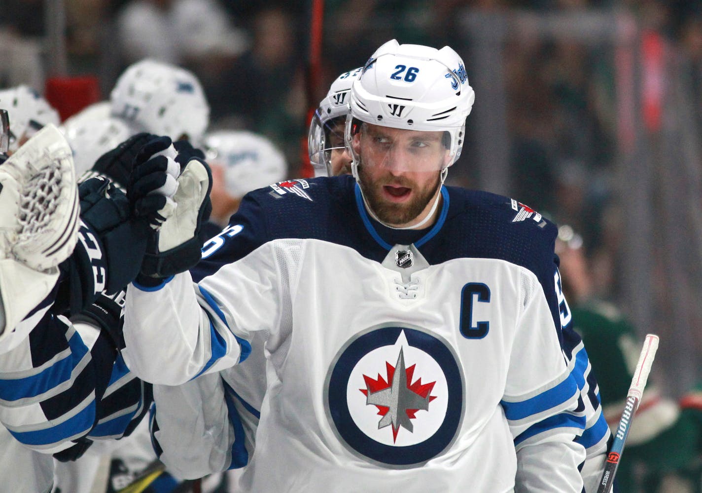 Winnipeg Jets forward Blake Wheeler (26)