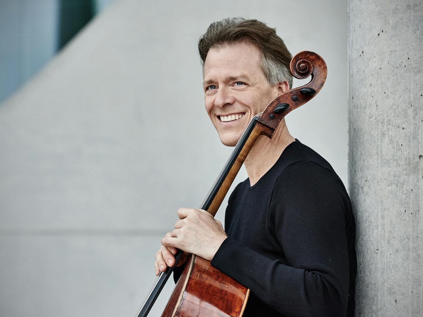 Cellist ALBAN GERHARDT, photo credit Kaupo Kikkas