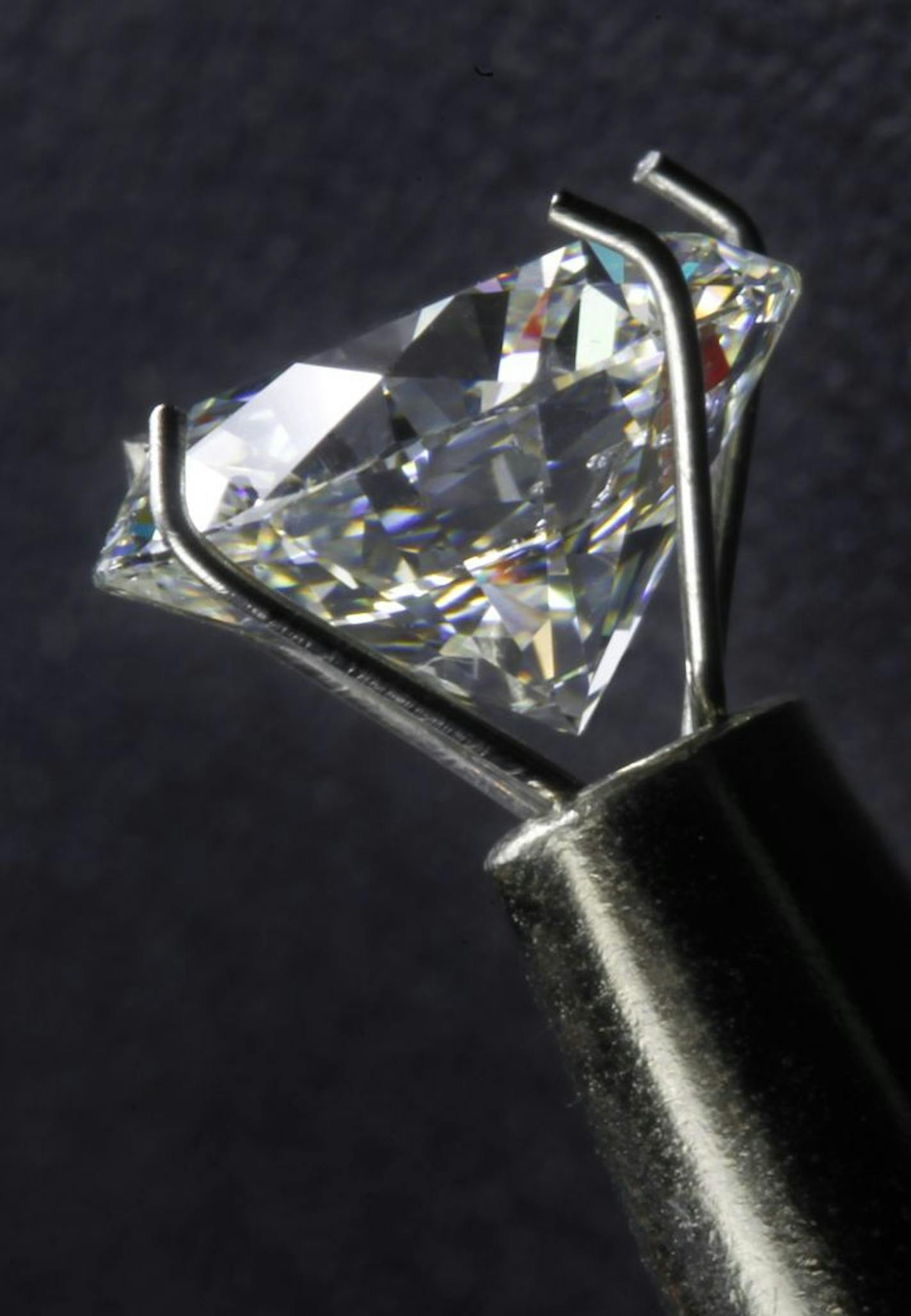 A used round-cut diamond at Continental Diamond.