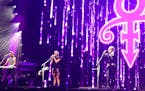 The Dixie Chicks paid tribute to Prince with a riveting version of "Nothing Compares 2 U" a half-hour into their set Saturday at the State Fair grands