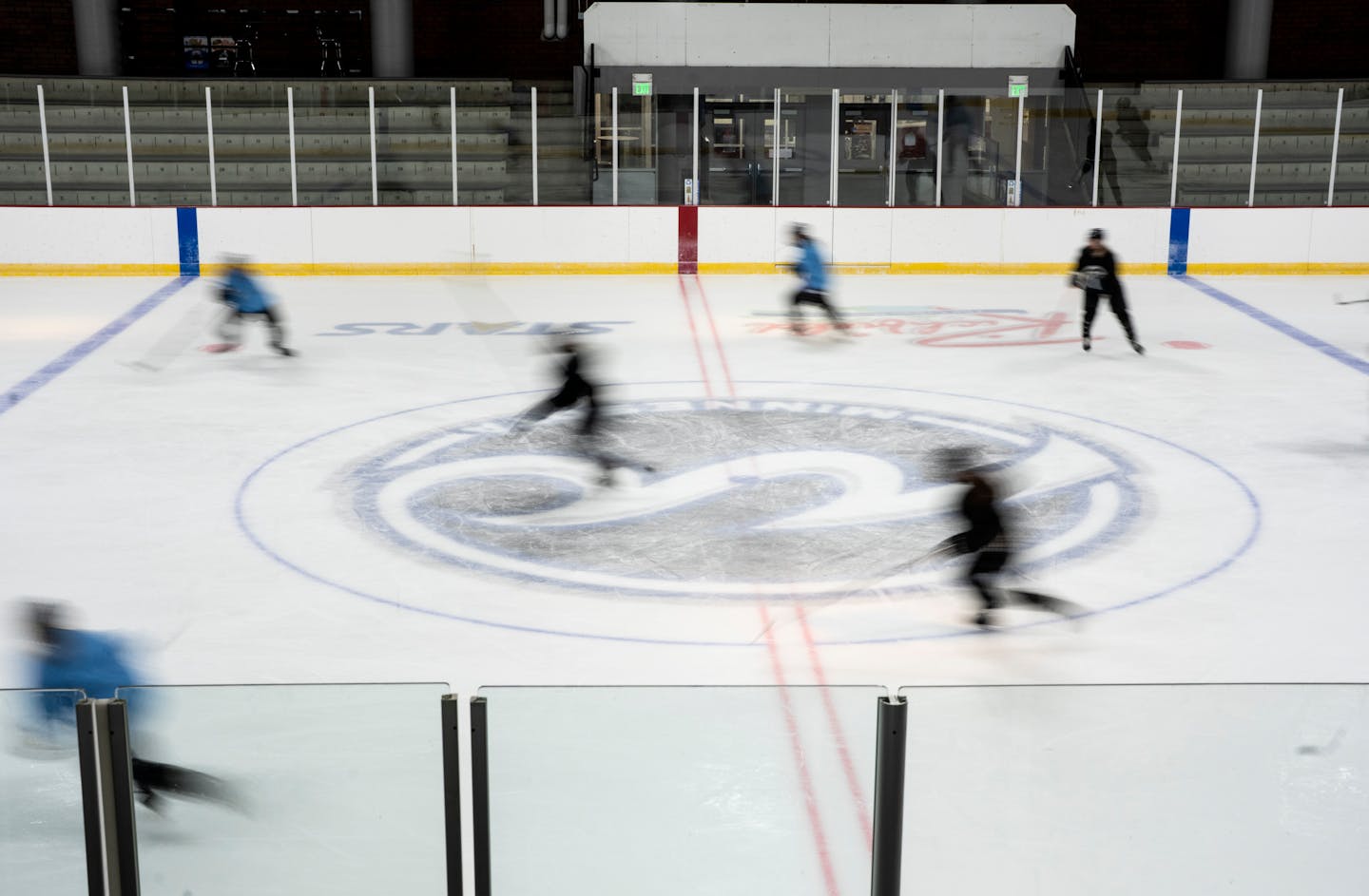 Minnesota Whitecaps' hockey league doubles salary cap