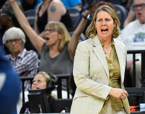 Minnesota Lynx head coach Cheryl Reeve argued against an offensive foul call ruled against guard Tanisha Wright (30) in the second half against the La