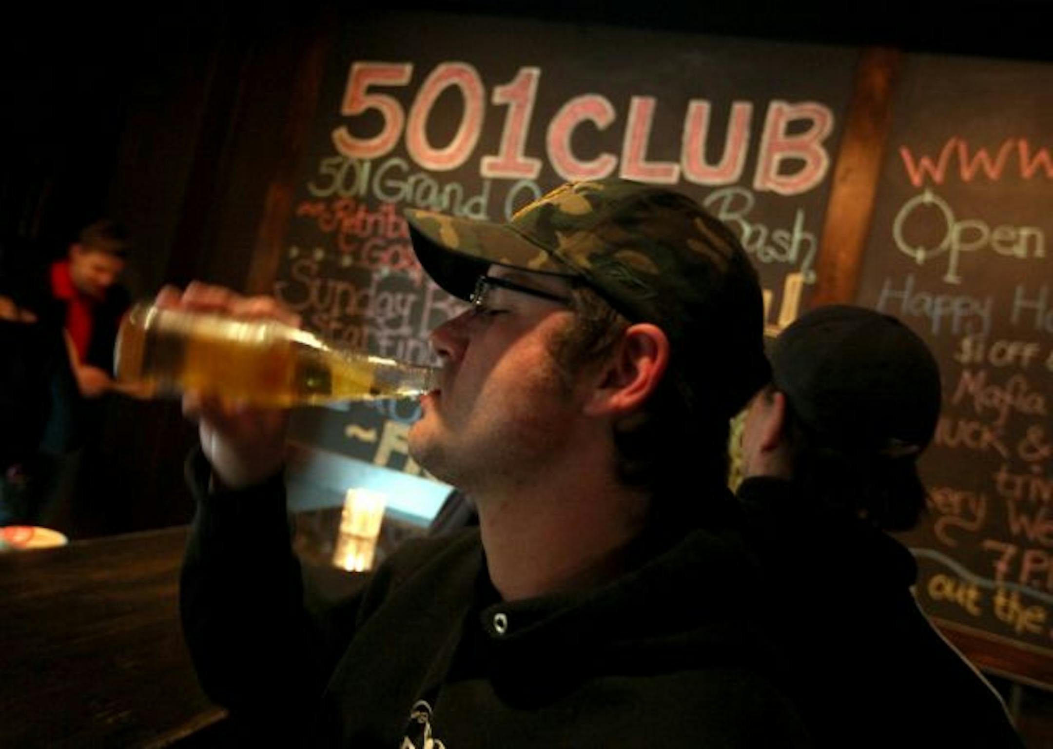 The 501 Club will close with a weekend of shows, including MC/VL's farewell.