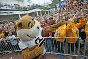 Goldy Gopher at the Citrus Bowl in 2015.
