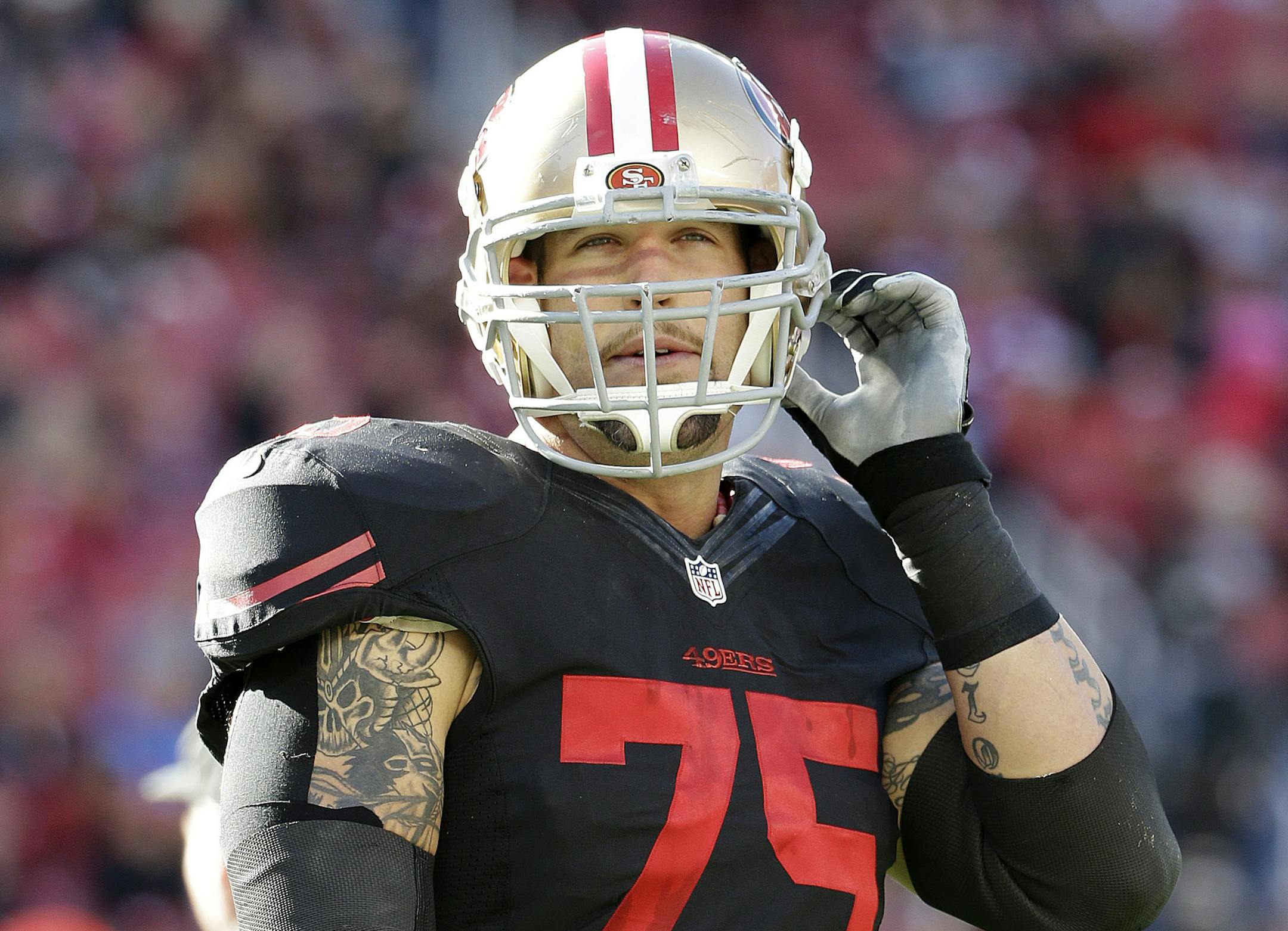 New Vikings offensive lineman Alex Boone