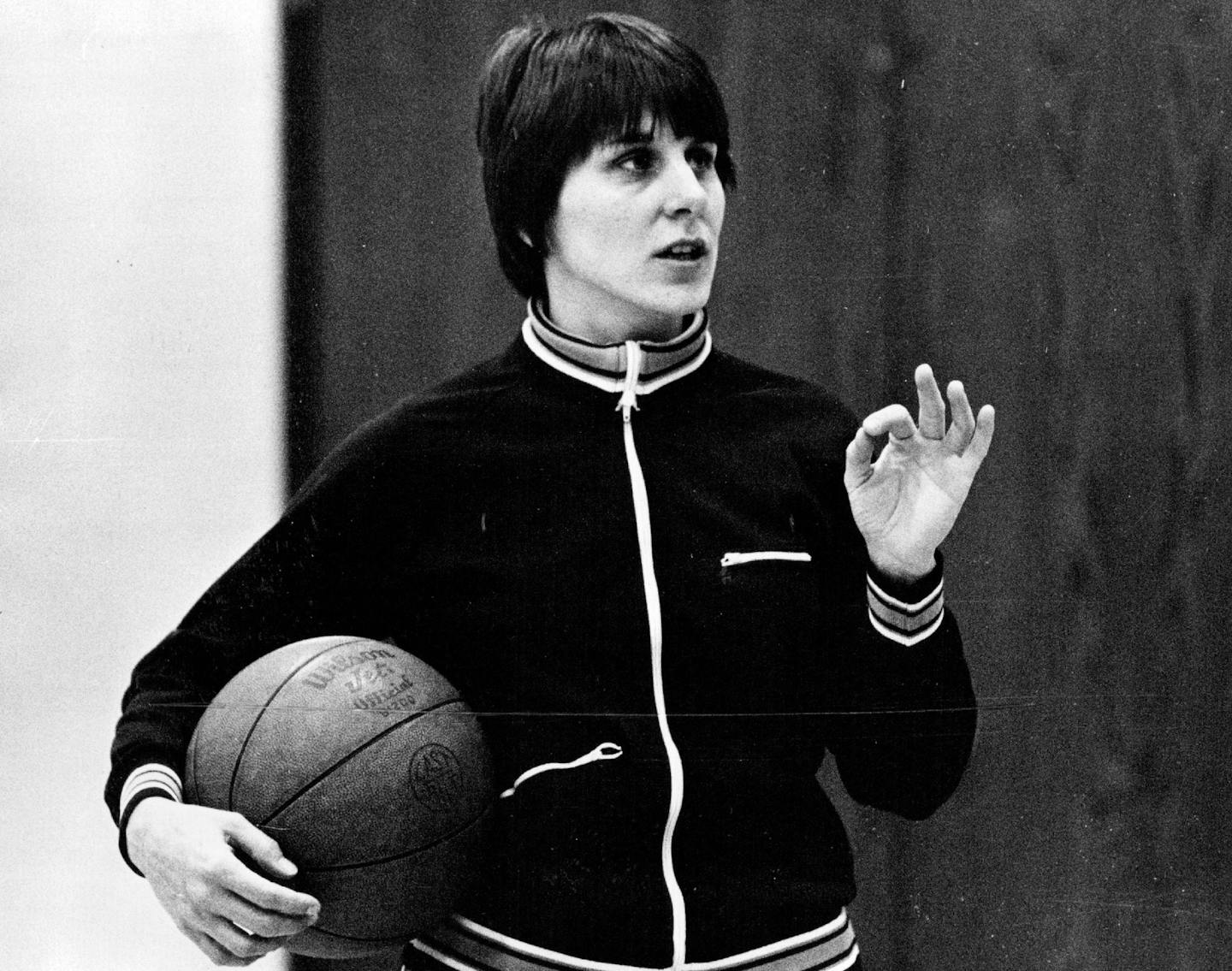 January 5, 1977 Coach Linda Wells discussed technique December 29, 1976 February 9, 1986 Jim McTaggart