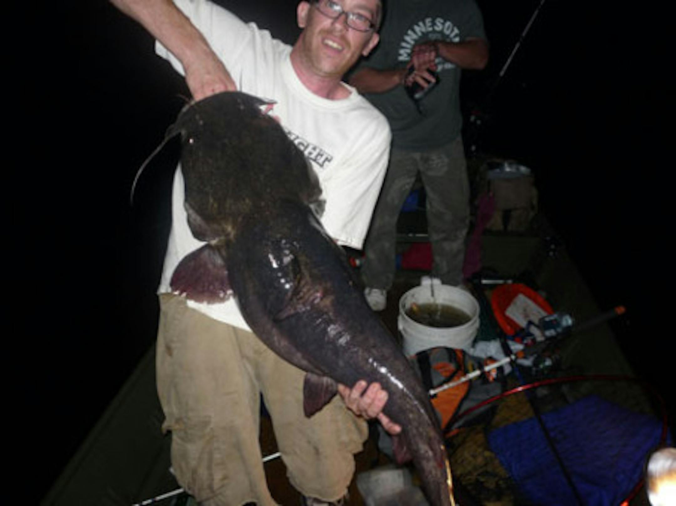 cattinforever-Sends In a Huge Catfish!