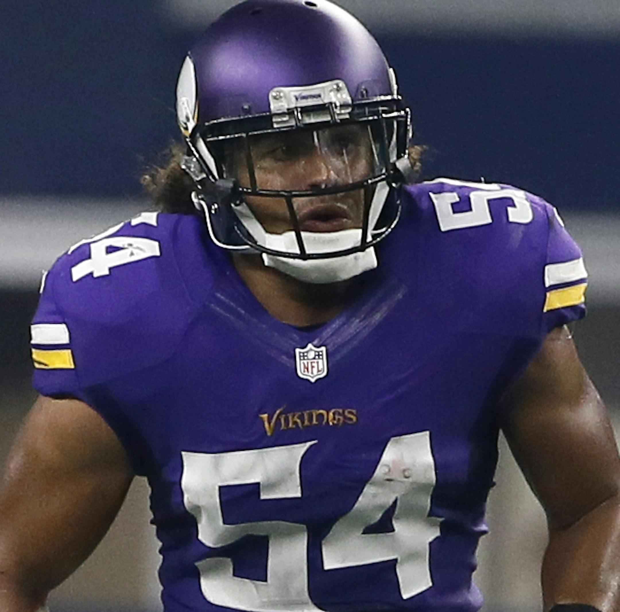 Dallas Cowboys' Barry Church (42), Jameill Showers (7) and Minnesota Vikings' Eric Kendricks (54) run downfield on a kick off play in a preseason NFL football game Saturday, Aug. 29, 2015, in Arlington, Texas. (AP Photo/Tony Gutierrez)