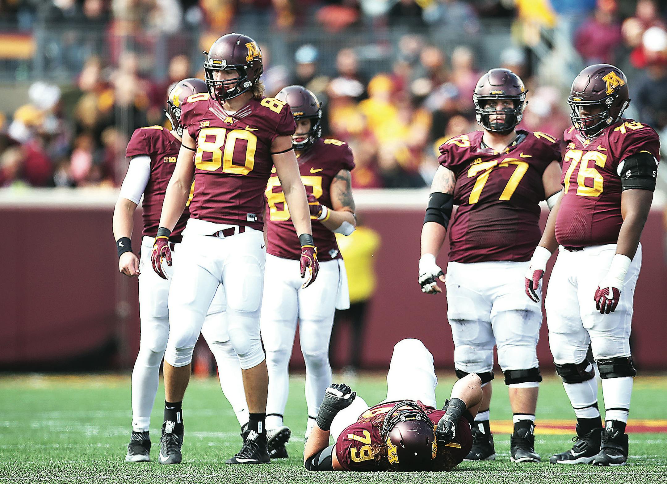 Minnesota's offensive lineman Jonah Pirsig laid on the field after getting injured during the third quarter as Minnesota took on Iowa at TCF Bank Stadium, Saturday, October 8, 2016 in Minneapolis, MN. ] (ELIZABETH FLORES/STAR TRIBUNE) ELIZABETH FLORES • eflores@startribune.com