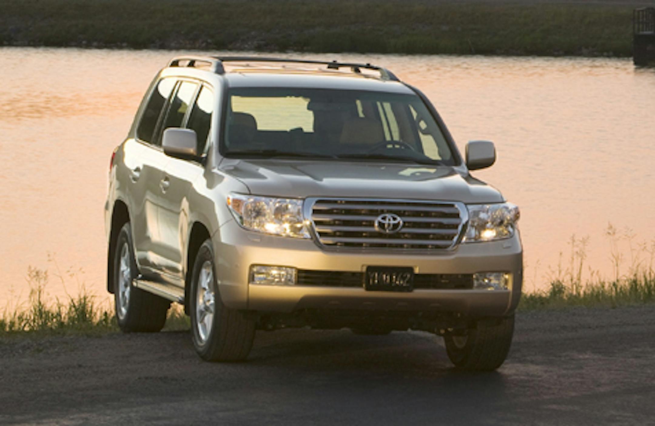 2008 Toyota Land Cruser.