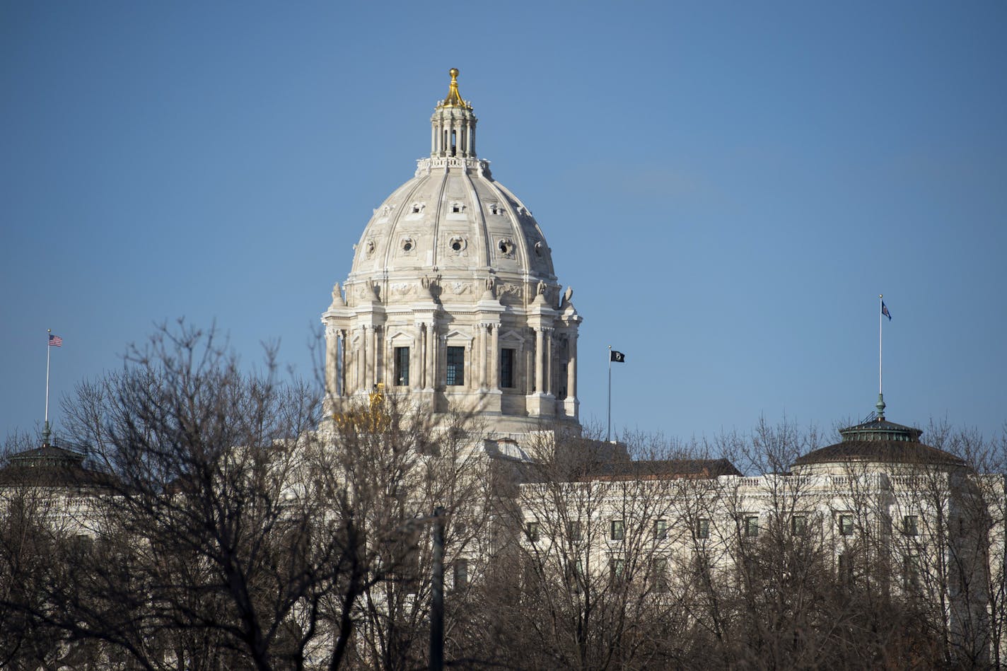 Minnesota State Capitol. ] (SPECIAL TO THE STAR TRIBUNE/BRE McGEE)
**Minnesota State Capitol, Super Bowl Special