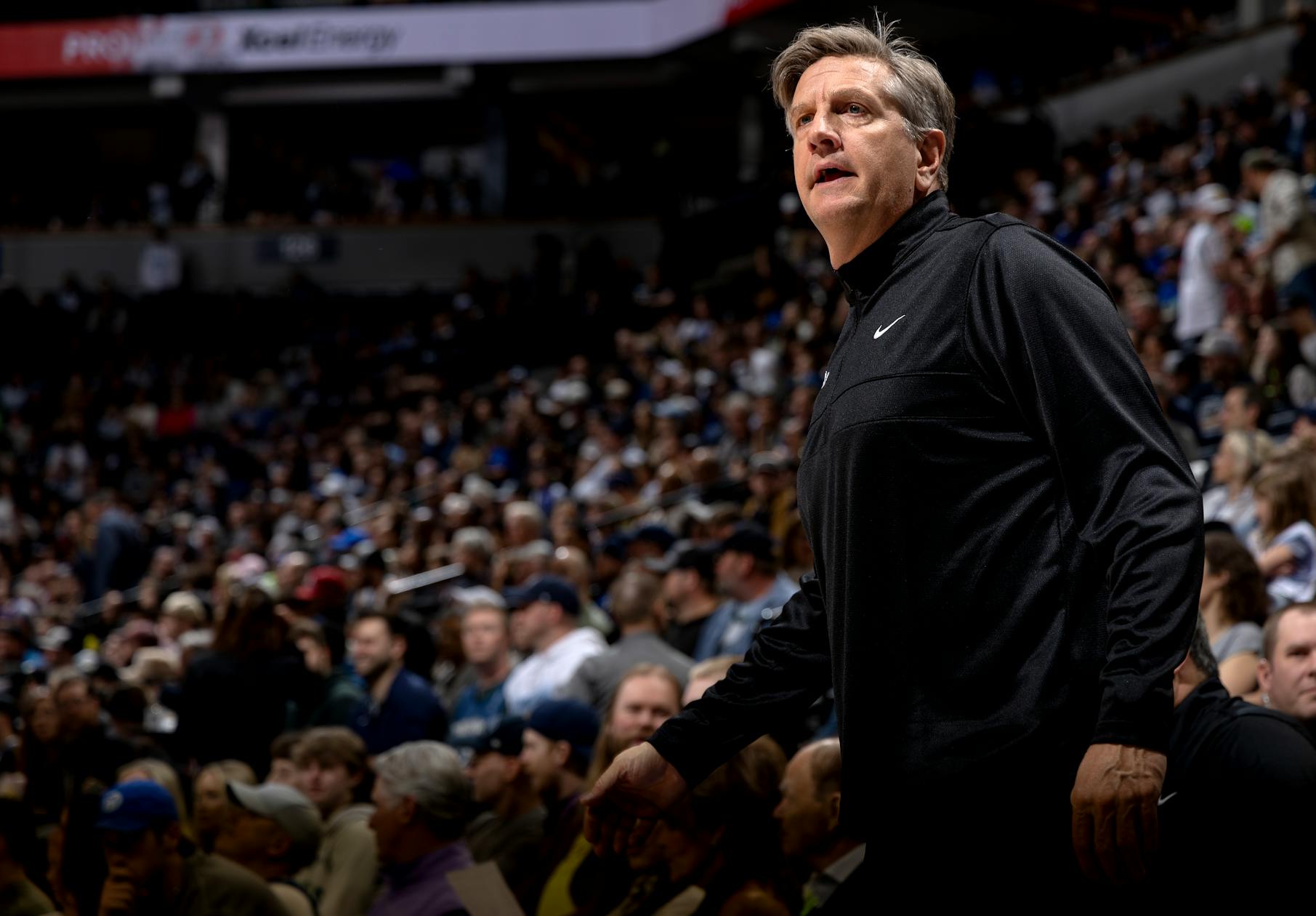 Timberwolves coach Chris Finch receives contract extension until 2028
