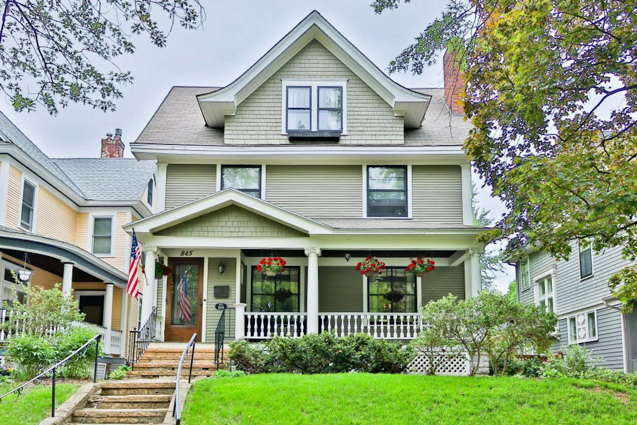 An American Foursquare home.