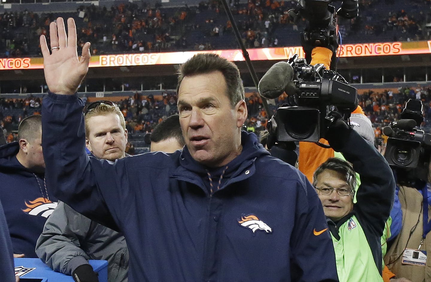 Gary Kubiak's final game as an NFL coach was on Jan. 1, 2017. He will join the staff of Vikings coach Mike Zimmer as assistant head coach and offensive advisor, an NFL source said.