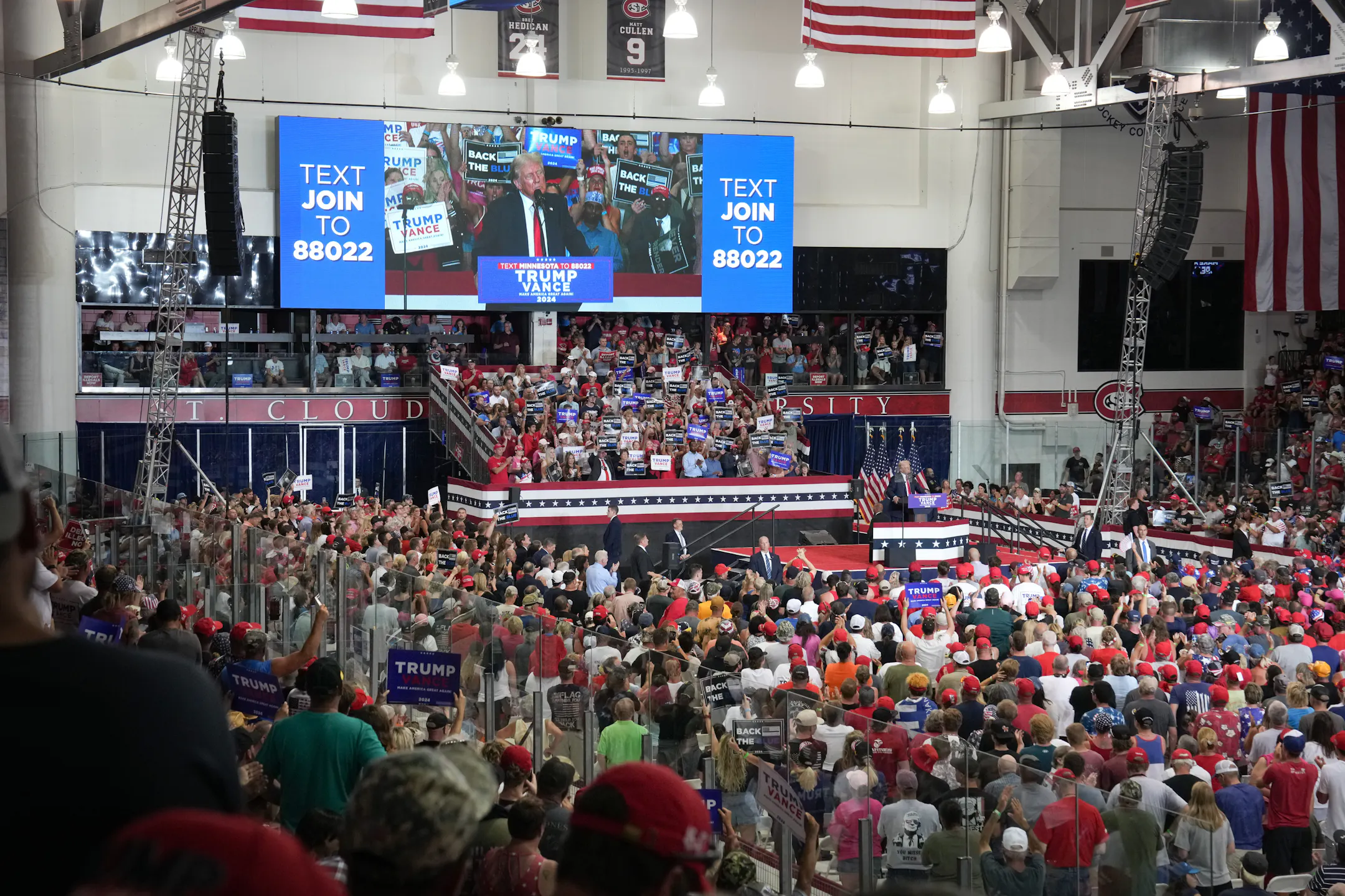 Donald Trump, JD Vance go after Harris for capacity crowd at first ...