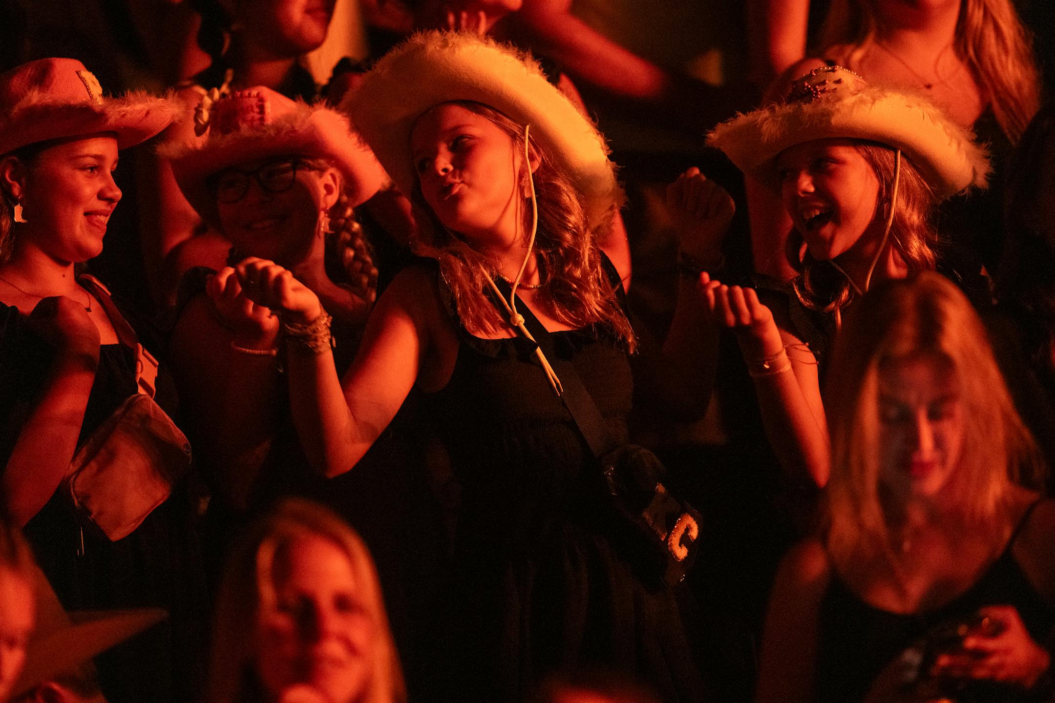 Fans dance at the Thomas Rhett concert at the Xcel Energy Center on Thursday, July 27, 2023 in St. Paul, Minn. ] RENEE JONES SCHNEIDER • renee.jones@startribune.com