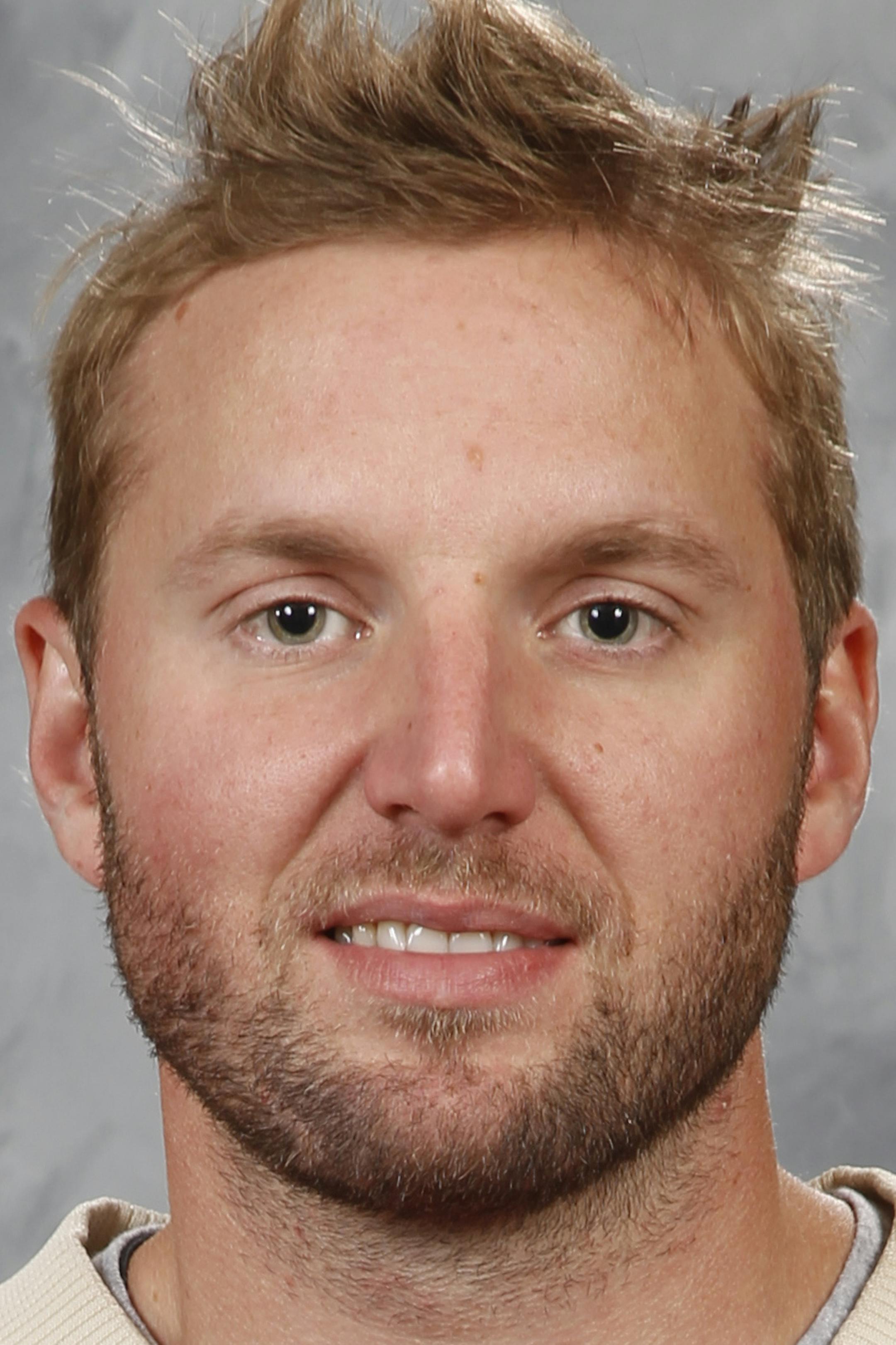 ST. PAUL, MN - SEPTEMBER 18: Thomas Vanek #26 of the Minnesota Wild poses for his official headshot for the 2014-2015 season on September 18, 2014 at the Xcel Energy Center in St. Paul, Minnesota. (Eric Miller/NHLI via Getty Images) *** Local Caption *** Thomas Vanek ORG XMIT: 503032693