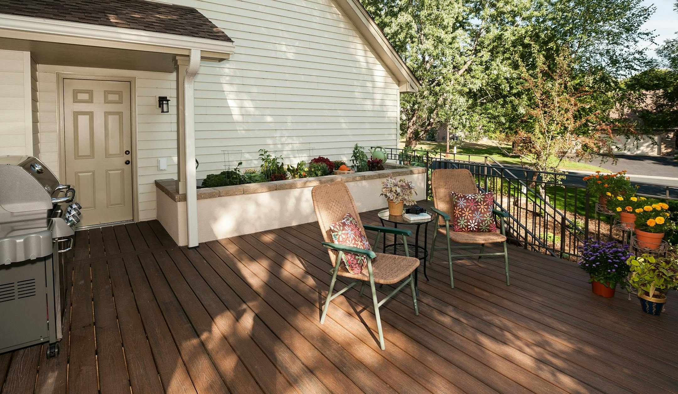 Remod0923: Shoreview home by Building Arts Sustainable Architecture.Credit: Scott Jacobson