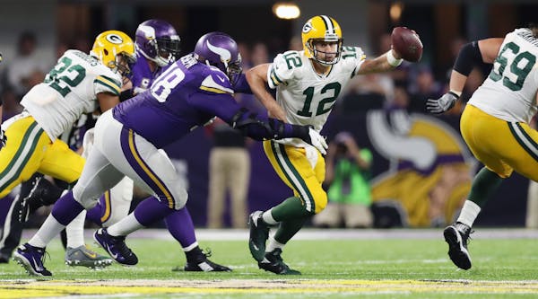 Linval Joseph sacked Packers QB Aaron Rodgers on their final drive.
