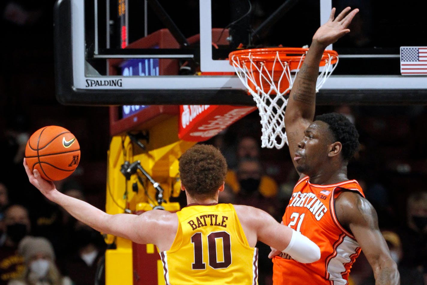 Illinois center Kofi Cockburn was a force against the Gophers last week in a dominant win at Williams Arena.