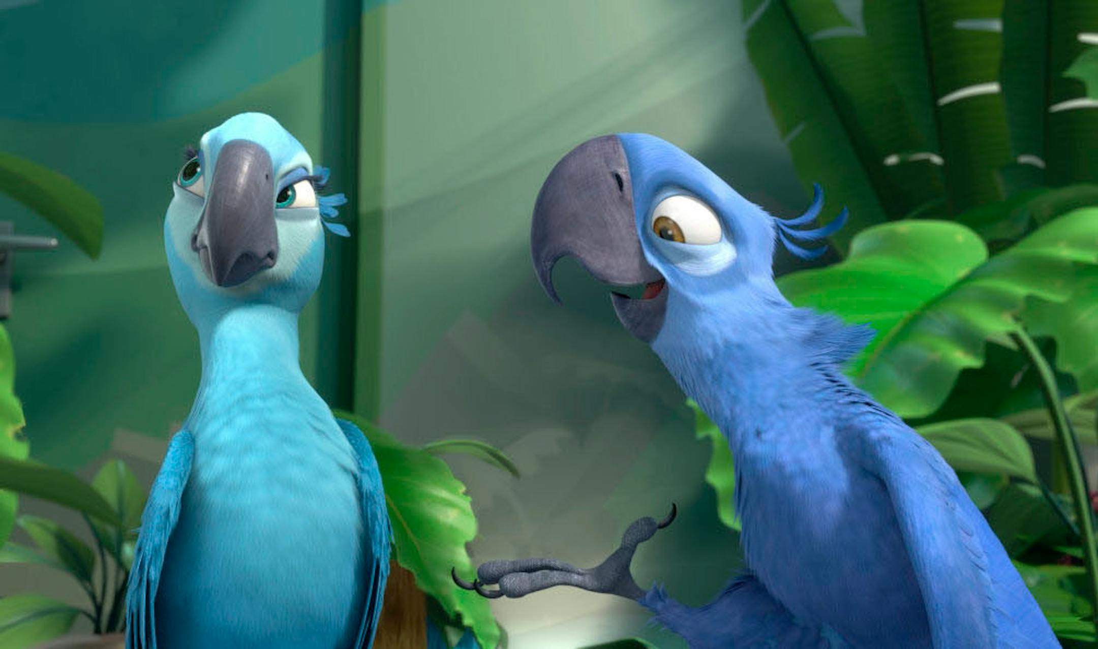 Jewel (Anne Hathaway) and Blu (Jesse Eisenberg) in "Rio"