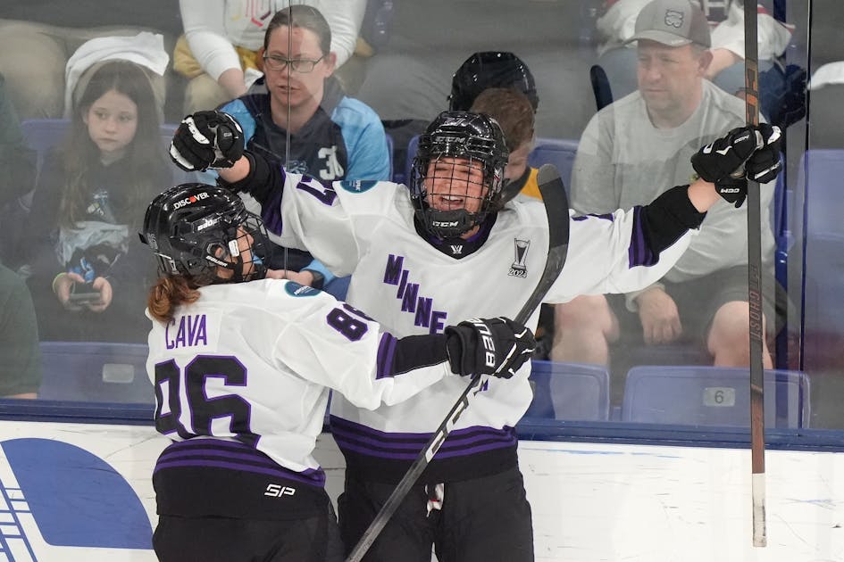PWHL Walter Cup finals open with goal scoring flurry; Minnesota and Boston look ready for more