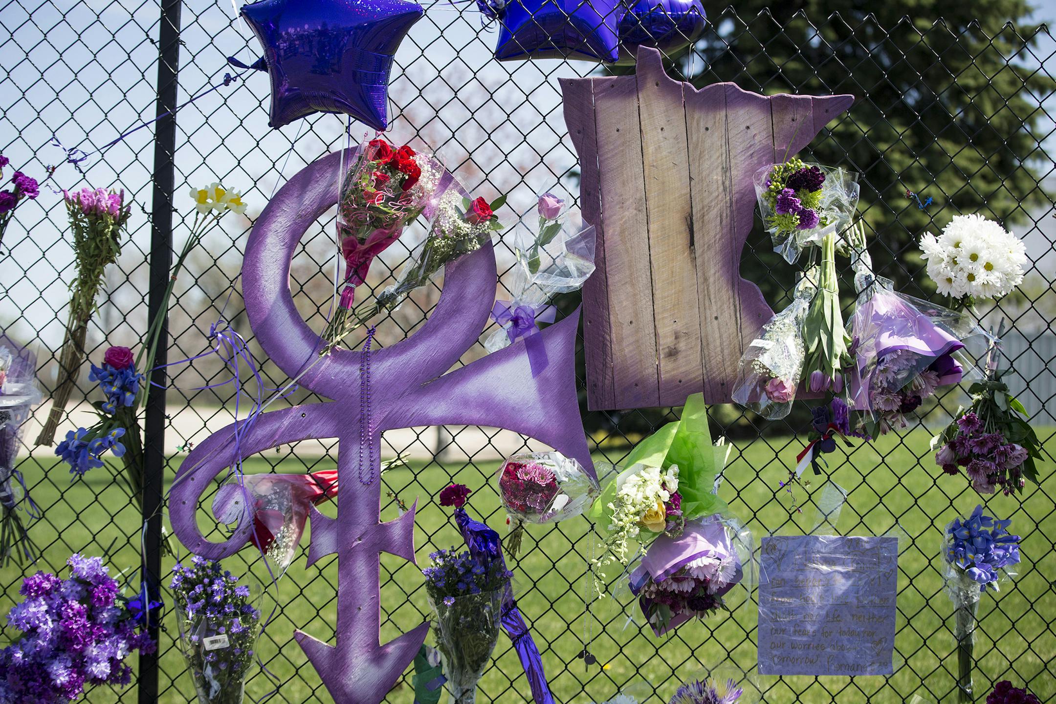 The gate outside Prince's house at Paisley Park on Friday, April 22, 2016, in Chanhassen, Minn. (Renee Jones Schneider/Minneapolis Star Tribune/TNS) ORG XMIT: 1183737 ORG XMIT: MIN1604221631552265