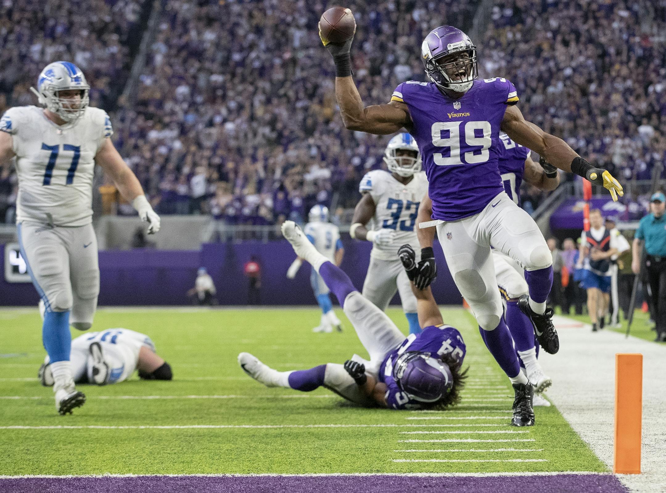 Danielle Hunter recovered a fumble and returned it 32 yards for a touchdown in the fourth quarter.