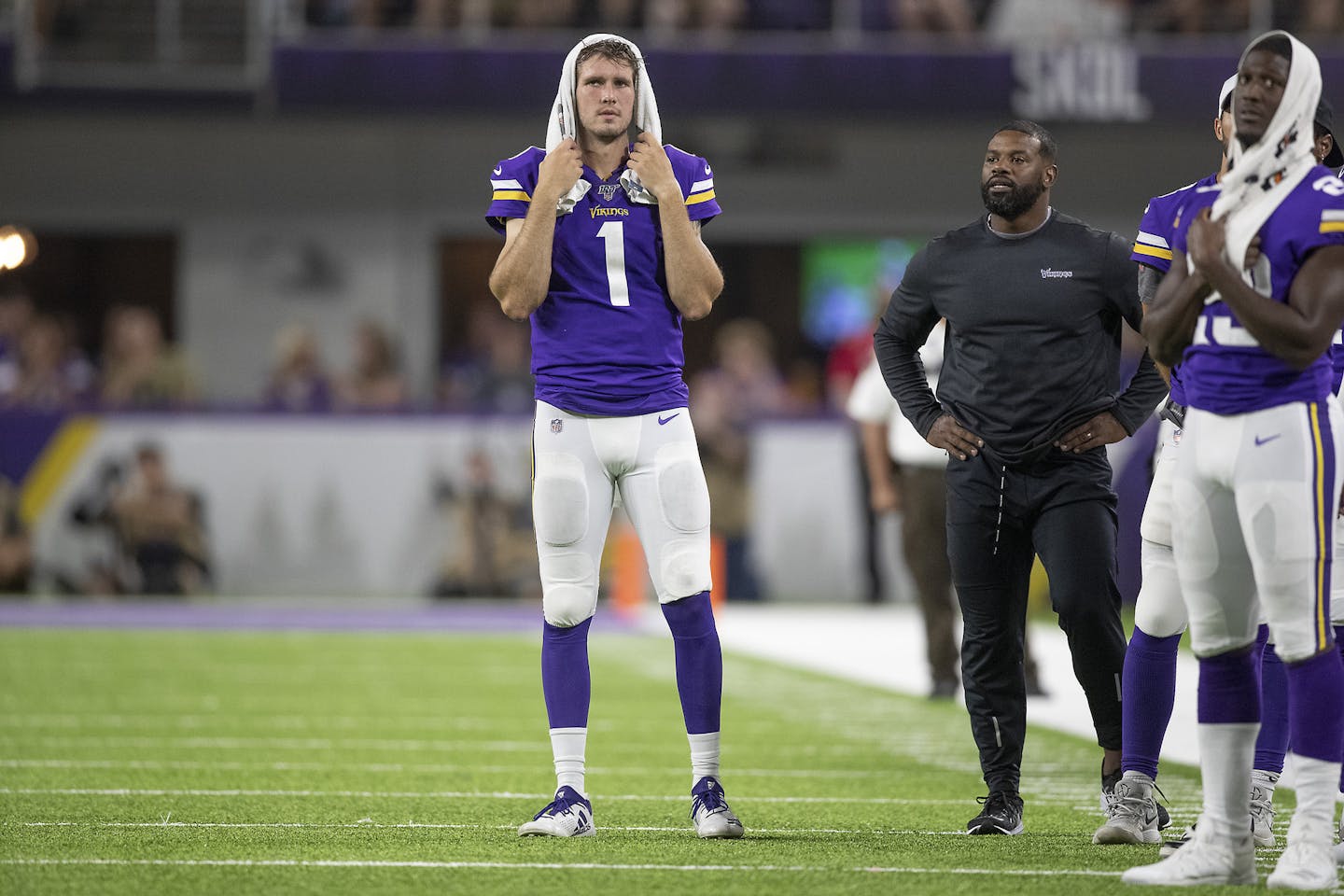 Vikings quarterback Kyle Sloter watched as Seahawks' quarterback Paxton Lynch was being looked at after a hit during the fourth quarter in the pre-season matchup between the Minnesota Vikings and the Seattle Seahawks at US Bank Stadium, Sunday, August 18, 2019 in Minneapolis, MN. ] ELIZABETH FLORES &#x2022; liz.flores@startribune.com