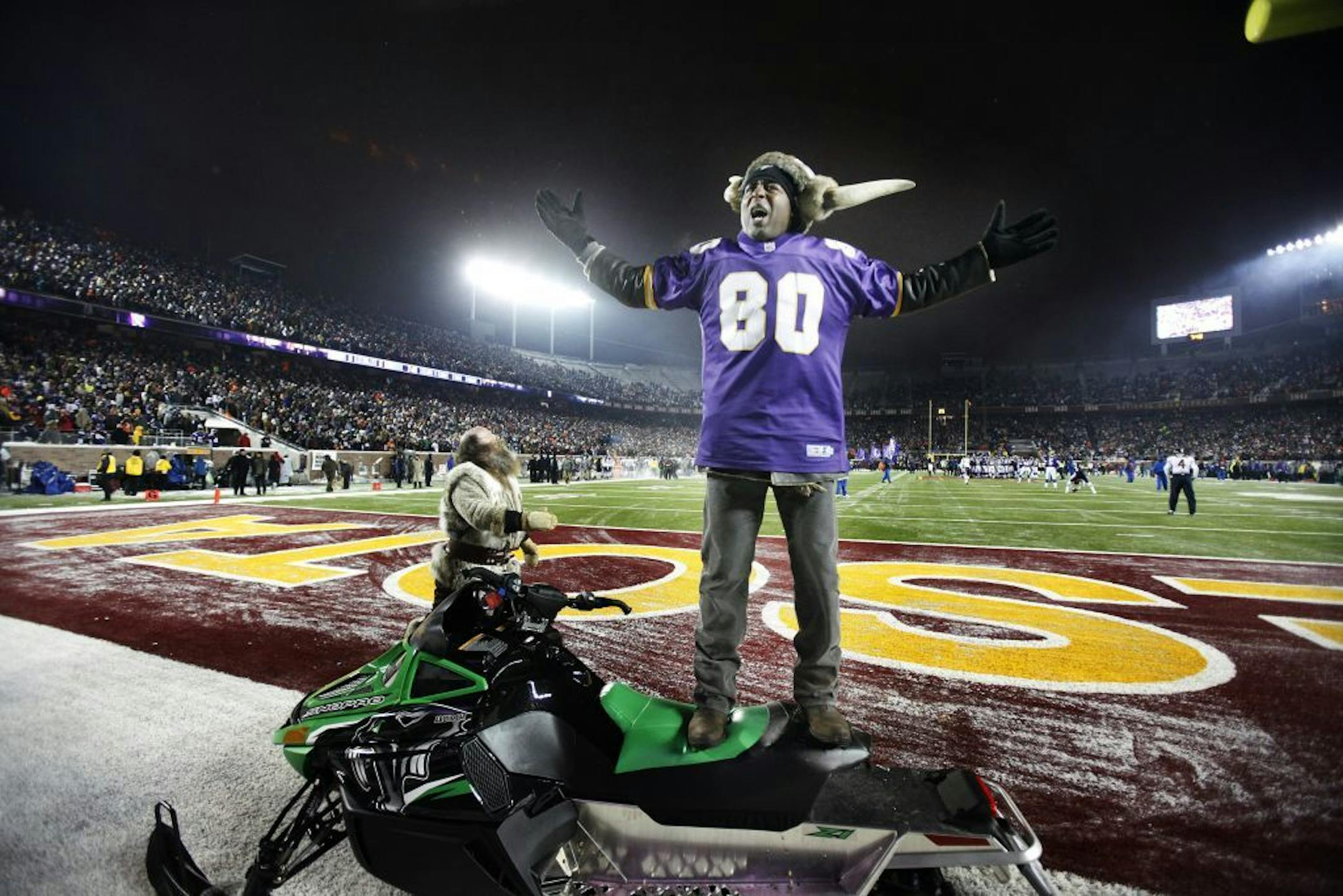 Former Vikings receiver Cris Carter