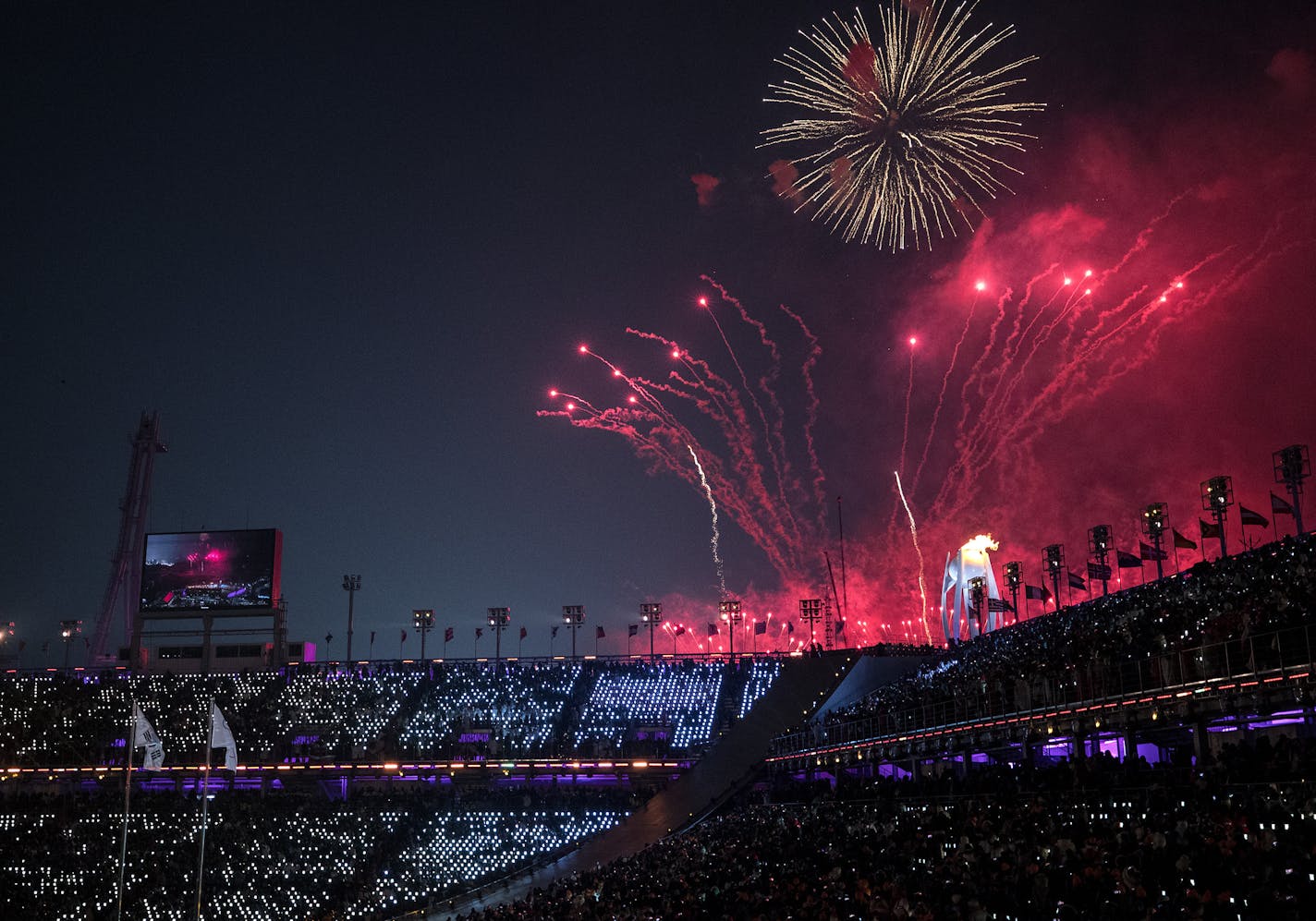 Fireworks at Pyeongchang Olympic Stadium during Opening Ceremony. ] CARLOS GONZALEZ &#xef; cgonzalez@startribune.com - February 9, 2018, South Korea, 2018 Pyeongchang Winter Olympics,