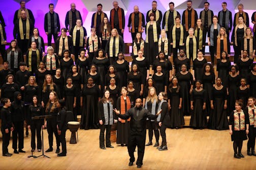 G. Phillip Shoultz III and VocalEssence Singers, Photo Credit: Kyndell Harkness