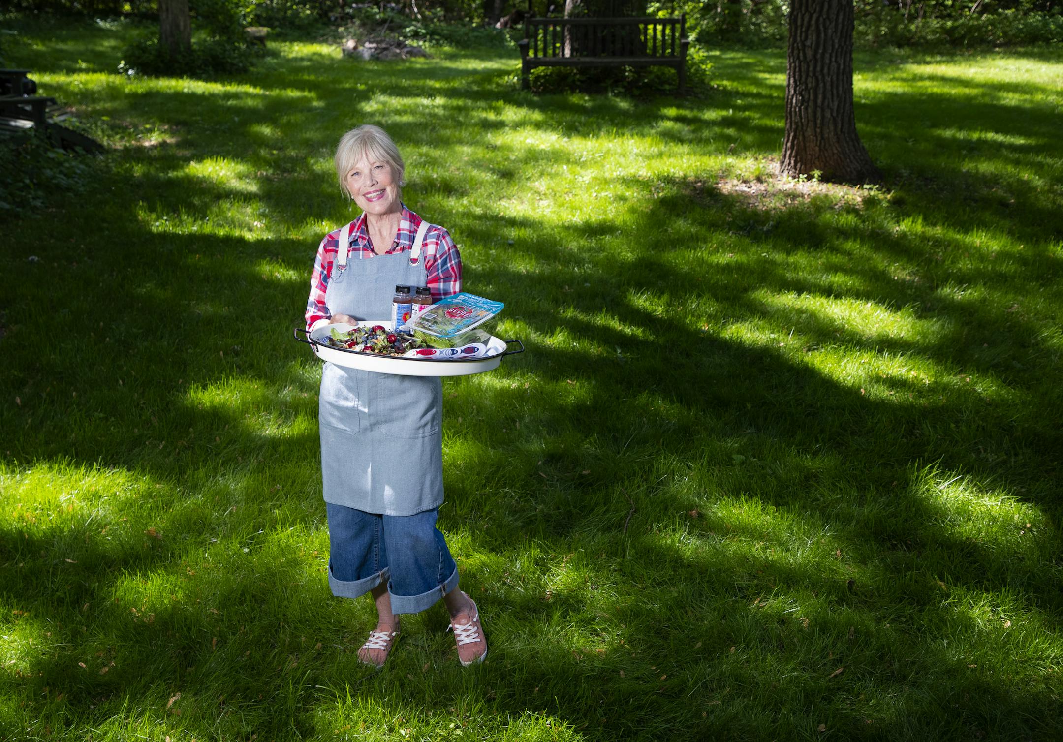 Pam Powell is the founder and owner of the Salad Girl line of salad dressings. ] CARLOS GONZALEZ • cgonzalez@startribune.com – Minneapolis, MN – June 10, 2019, Midtown Greenway that abruptly ends at W. River Parkway before the near the Canadian Pacific railroad bridge over the Mississippi River. Extending the Midtown Greenway into St. Paul using an existing railroad bridge would cost between $5 million and $27.5 million, according to the coalition that operates the popular b