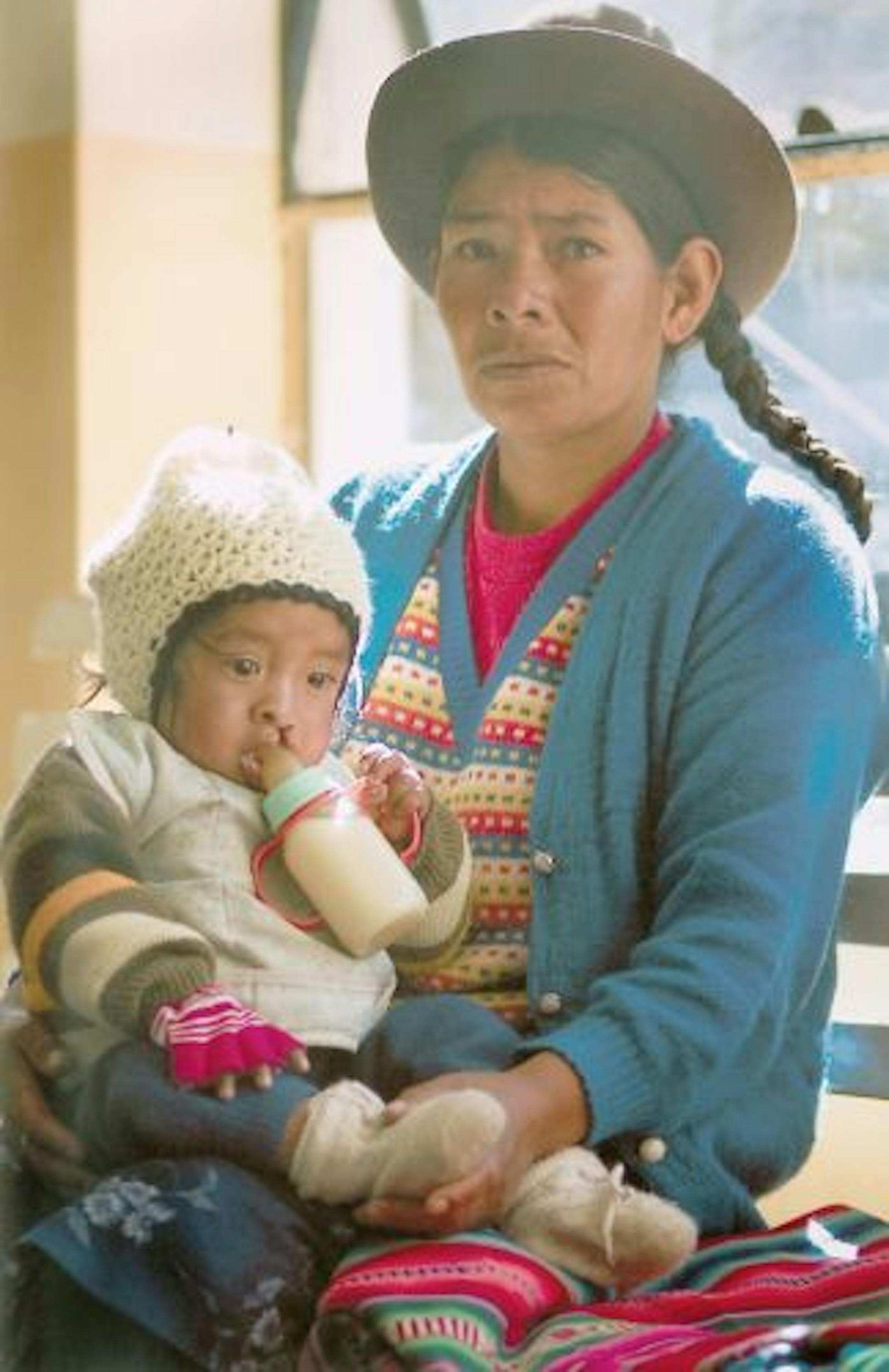 Peruvian mother and child