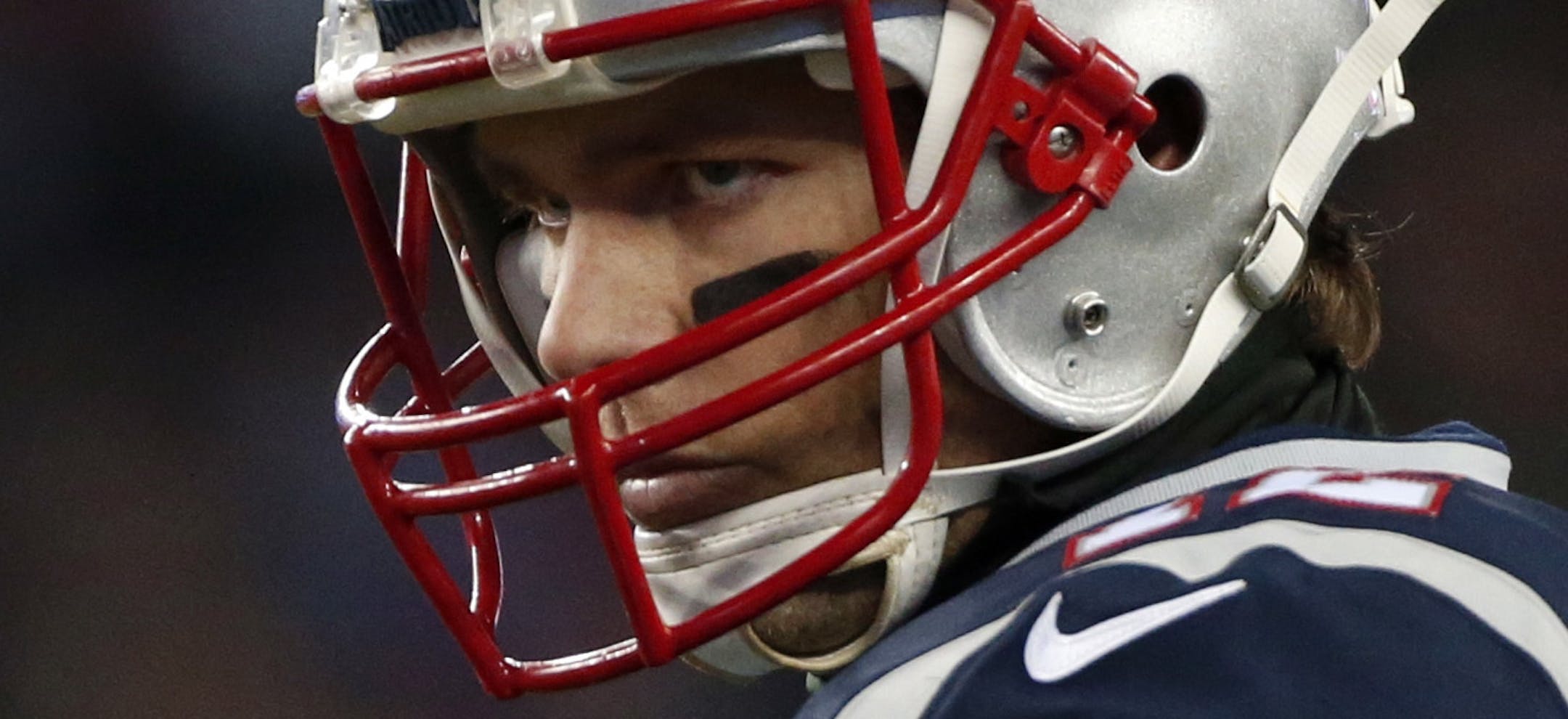 New England Patriots quarterback Tom Brady signals to the sideline during the first half of an NFL divisional playoff football game against the Tennessee Titans, Saturday, Jan. 13, 2018, in Foxborough, Mass. (AP Photo/Michael Dwyer) ORG XMIT: NYOTK