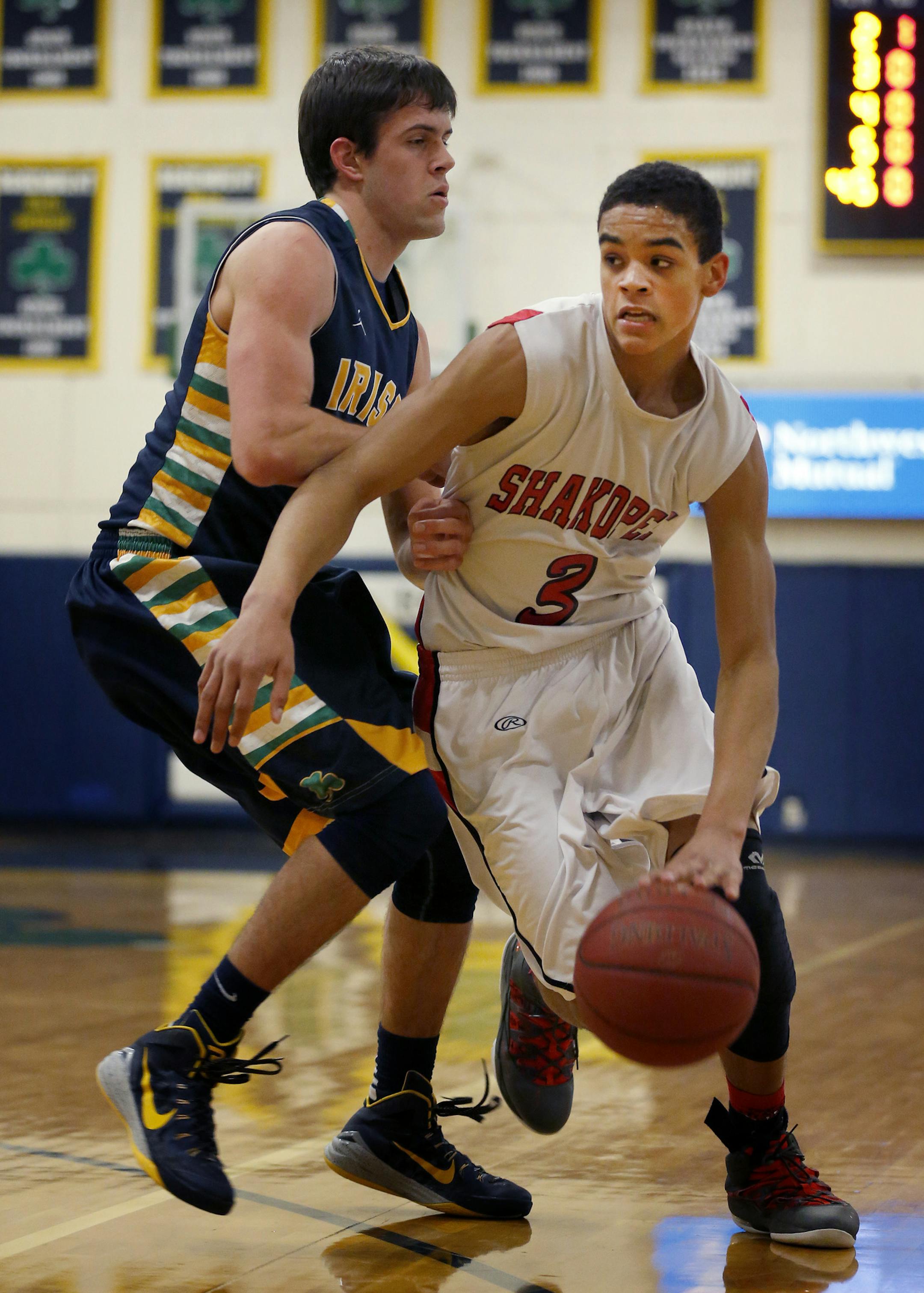 Tevin Killeen (3) of Shakopee in the first half. ] CARLOS GONZALEZ cgonzalez@startribune.com, January 22, 2015, Rosemount, Minn., Prep / High School boys basketball Shakopee at Rosemount High School,