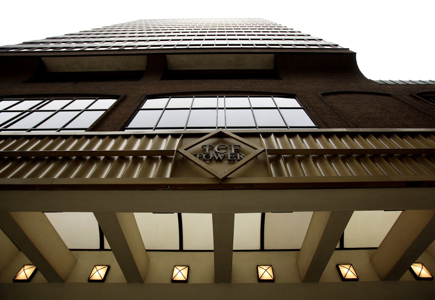 TCF Bank at 121 South Eighth Street in Minneapolis, MN at on October 26, 2012. ] JOELKOYAMA&#x201a;&#xc4;&#xa2;joel.koyama@startribune.com