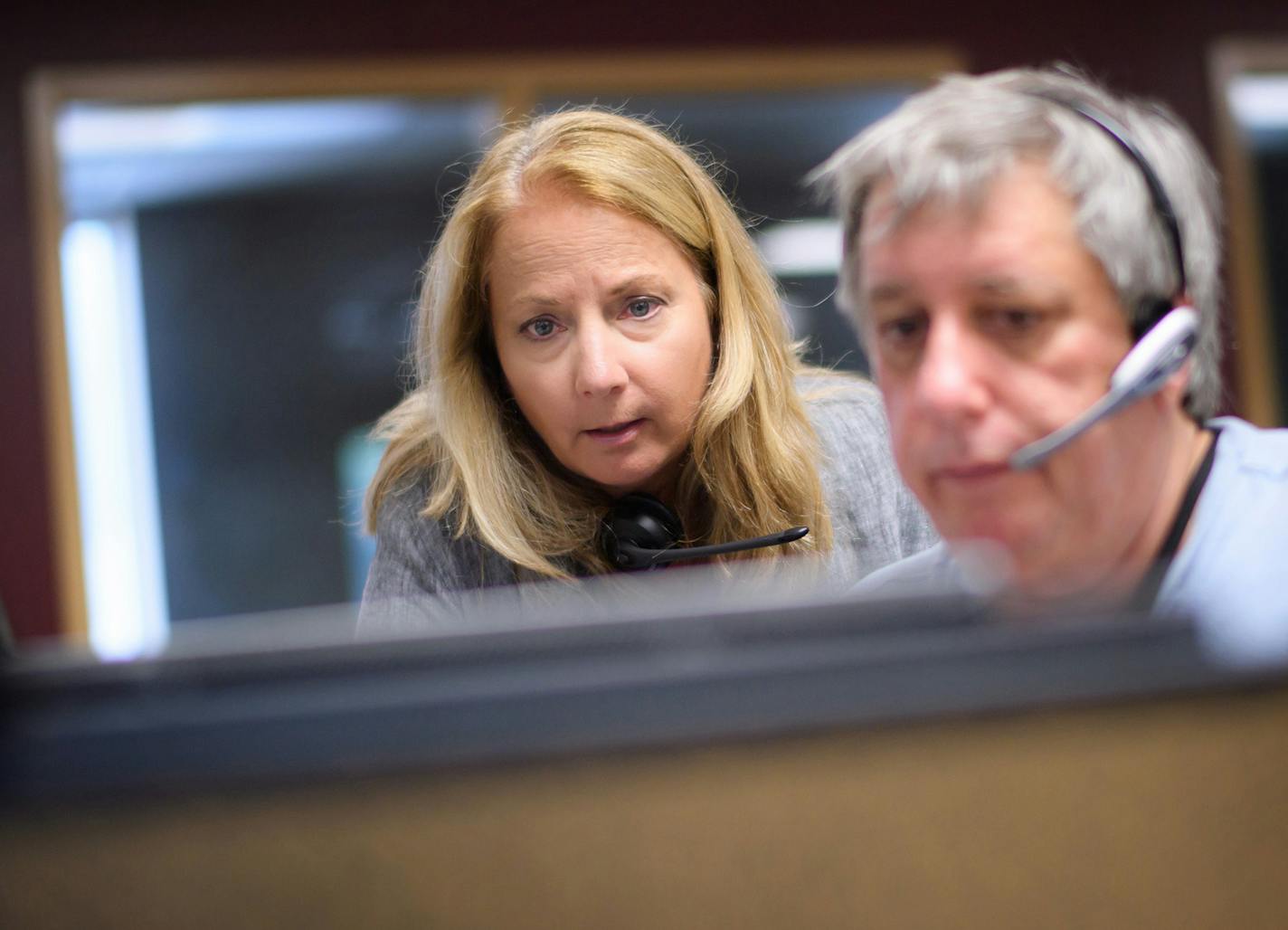 Crisis Connection manager and psychotherapist Laura Weber worked with a volunteer speaking to a caller who was in a mental health crisis. Crisis Connection call center in Richfield is being forced to close at the end of the week due to lack of funding. ] GLEN STUBBE &#x2022; glen.stubbe@startribune.com Monday July 10, 2017 A widely used hotline for Minnesotans suffering from mental health crises will shut down by Friday because of financial difficulties, ending a service that helped up to 20,000