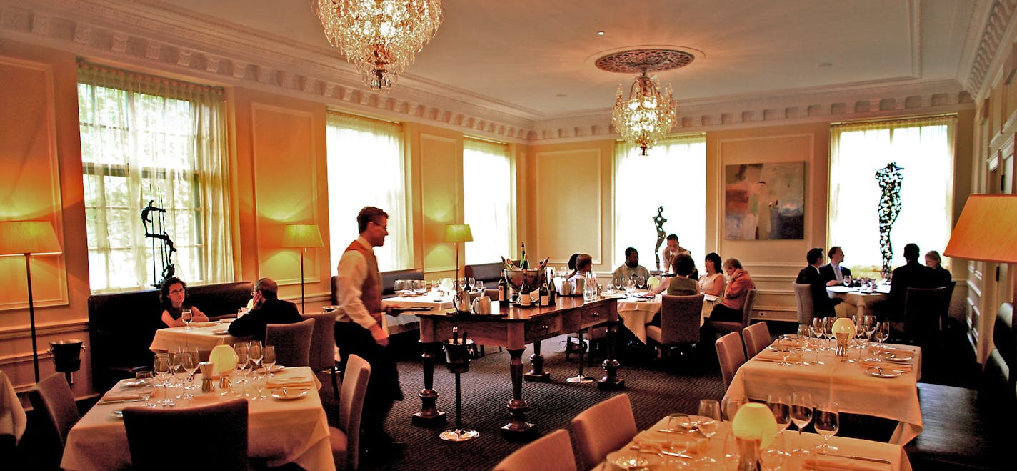 Steve Rice &#x2022; srice@startribune.com
Minneaoplis, 07/23/2007 - The large windows in La Belle Vie add a soft light to the dining room.