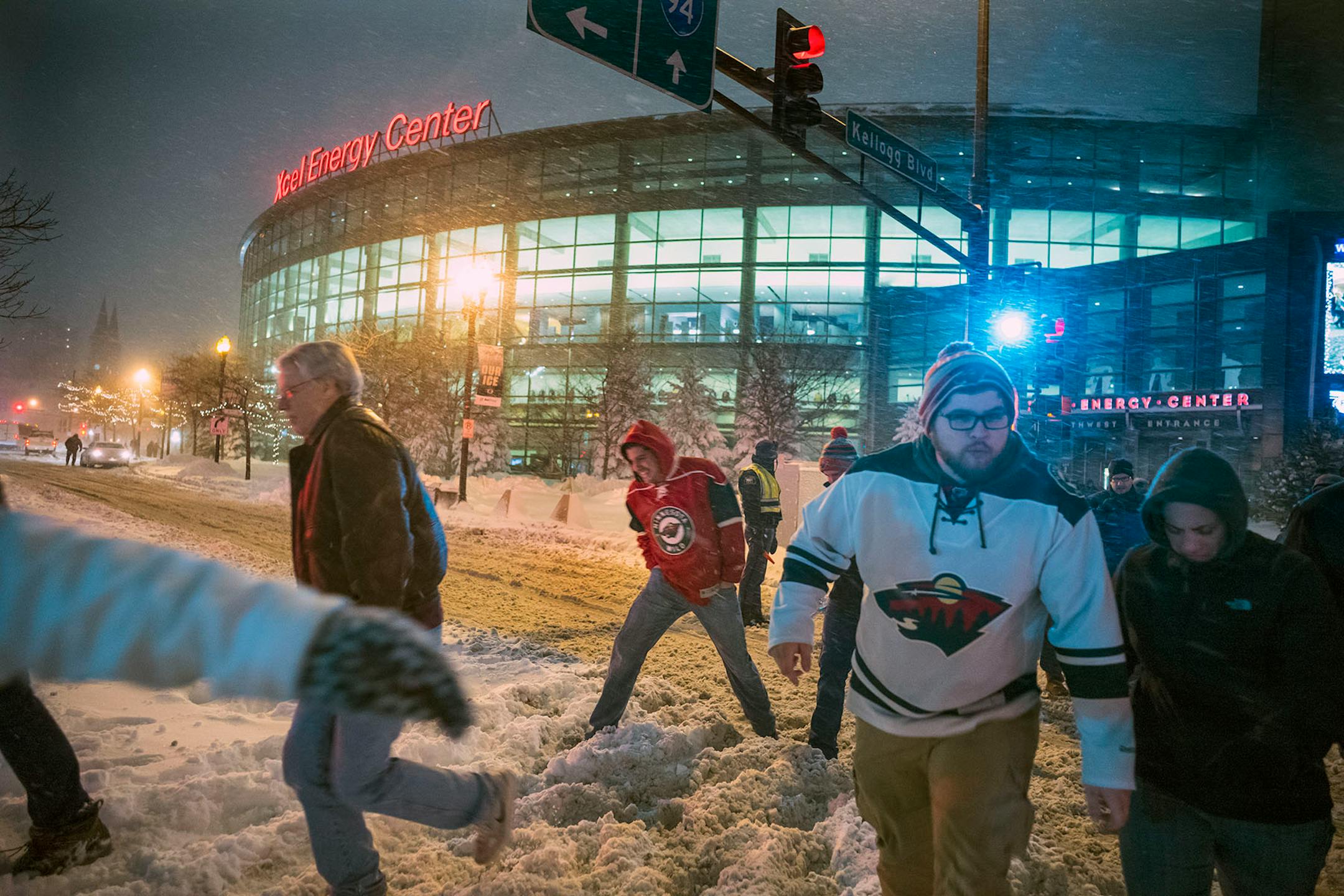 Hearty Wild fans leave after a win against the Ottawa Senators.] Lots of snow expected early Monday, no doubt snarling commutes and causing other havoc.Richard Tsong-Taatariiïrtsong-taatarii@startribune.com